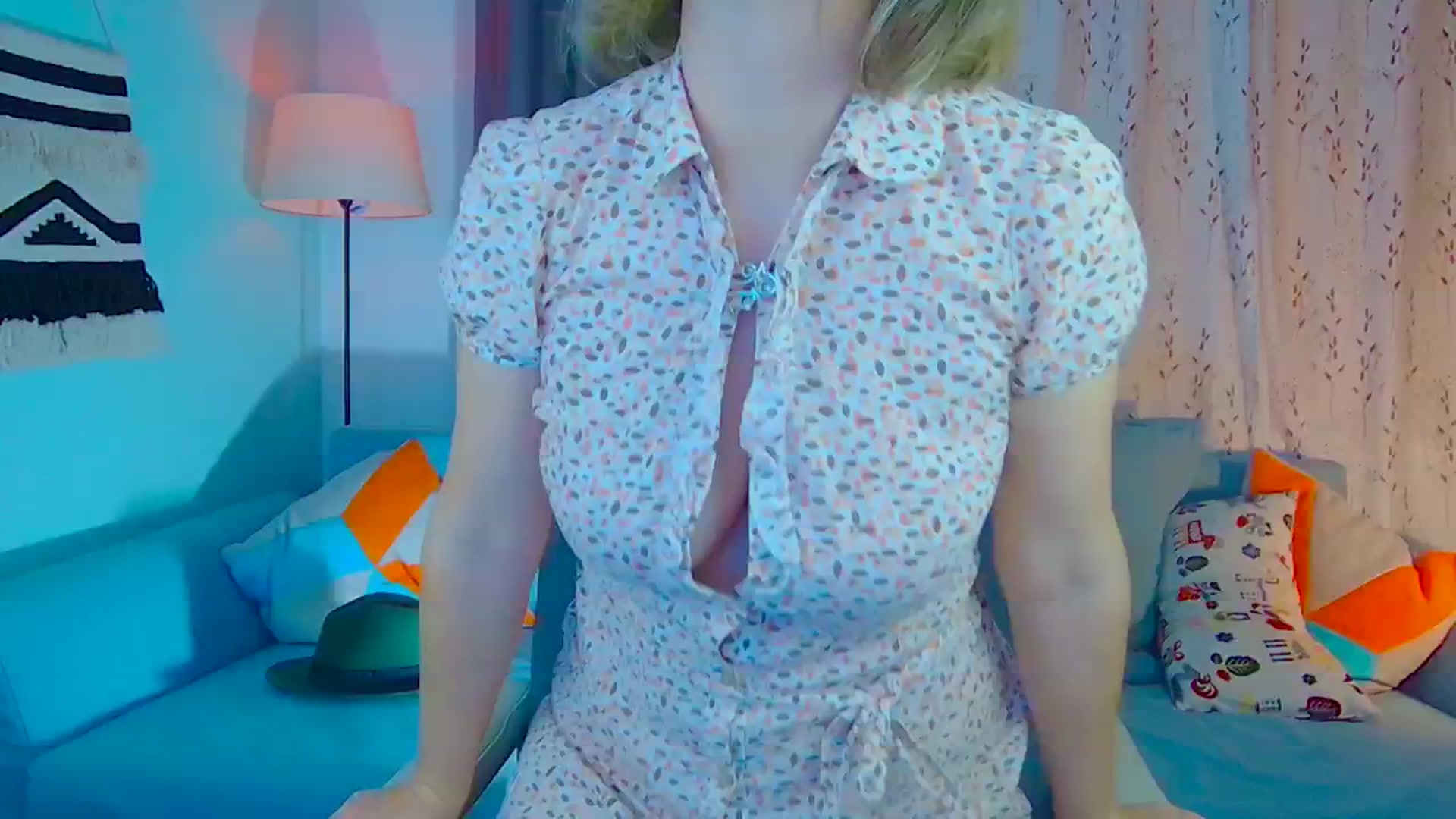 Gallery image thumbnail from SweetDazzle's myfreecams stream on, 11/27/2024, 10:44 image 1 of 20