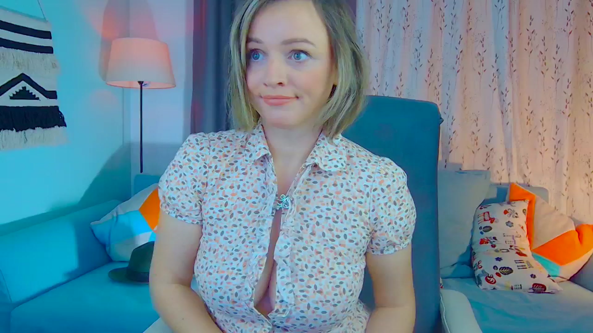 Gallery image thumbnail from SweetDazzle's myfreecams stream on, 11/27/2024, 10:44 image 3 of 20