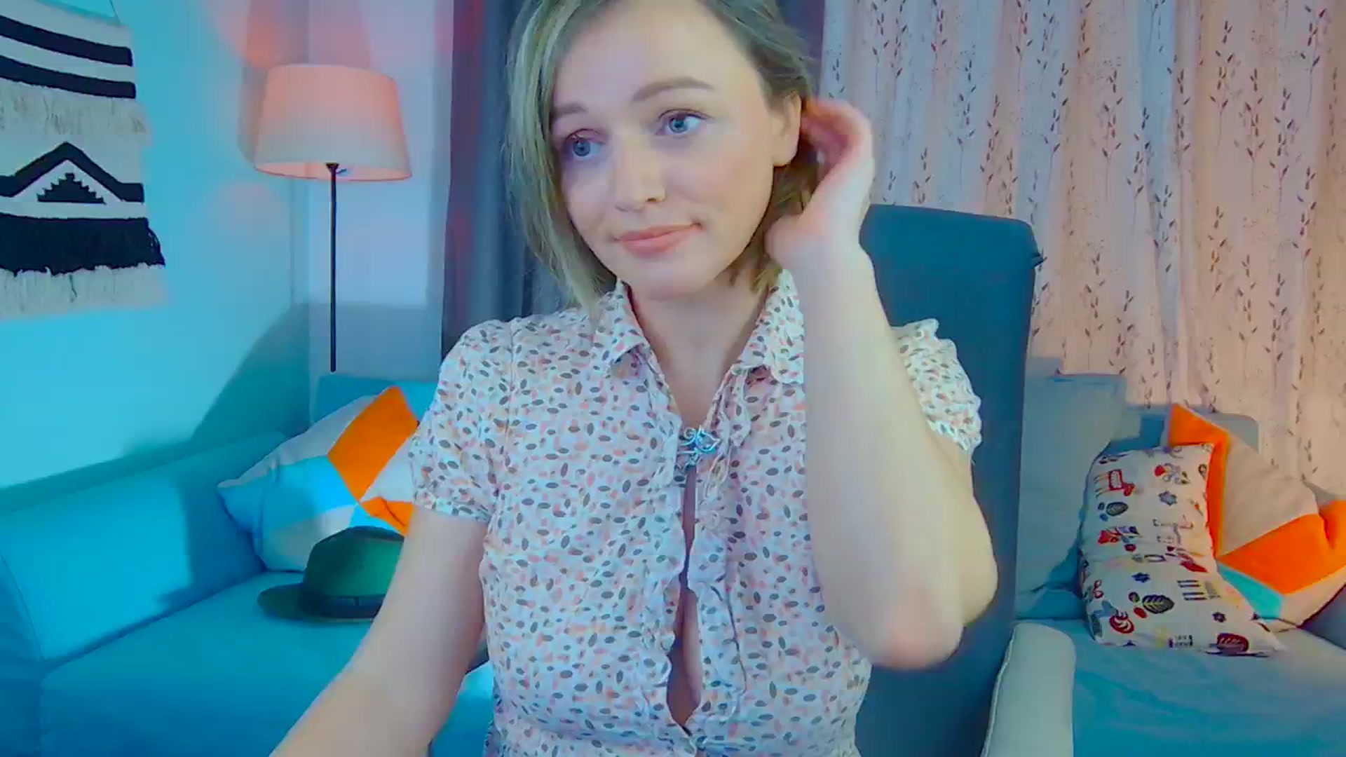 Gallery image thumbnail from SweetDazzle's myfreecams stream on, 11/27/2024, 12:07 image 16 of 20