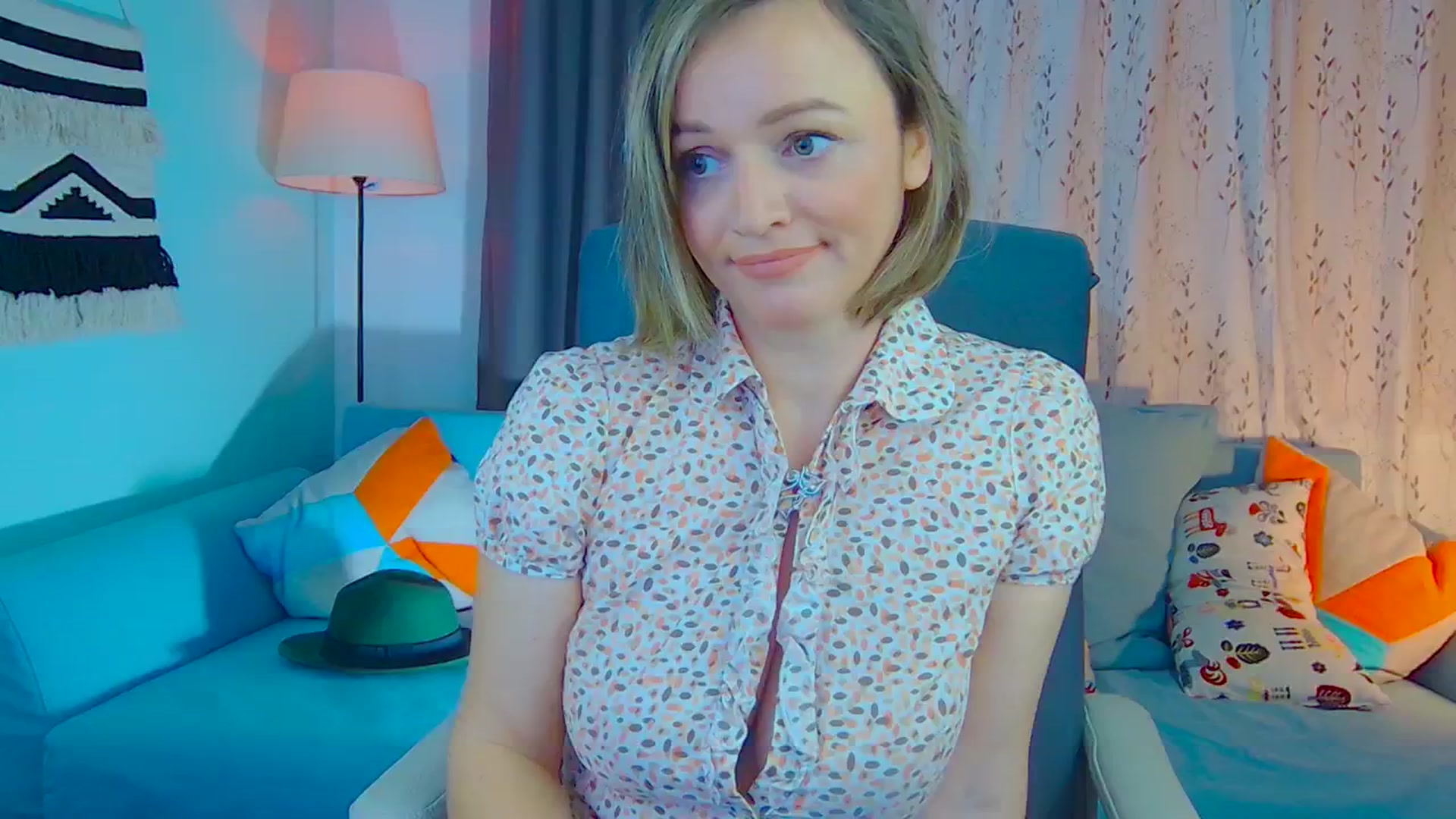 Gallery image thumbnail from SweetDazzle's myfreecams stream on, 11/27/2024, 12:07 image 6 of 20