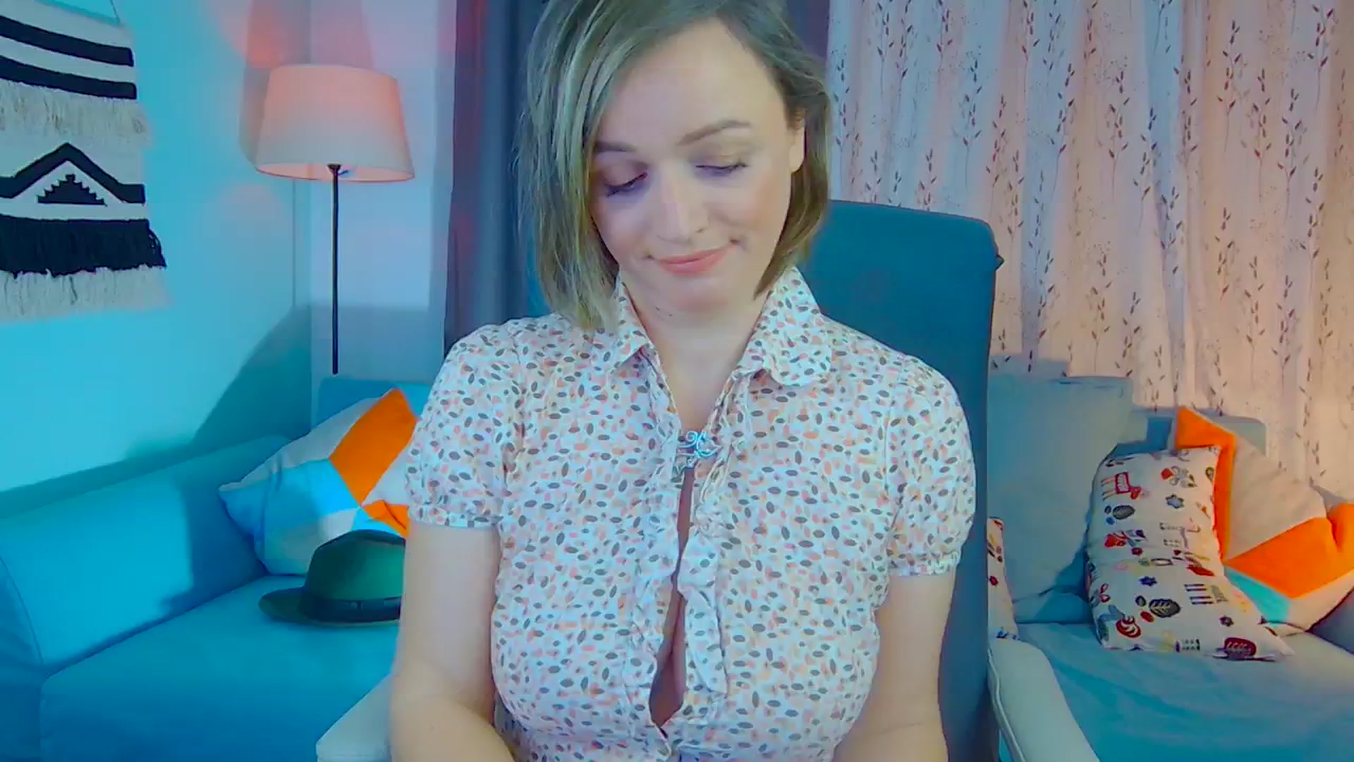Gallery image thumbnail from SweetDazzle's myfreecams stream on, 11/27/2024, 12:07 image 19 of 20