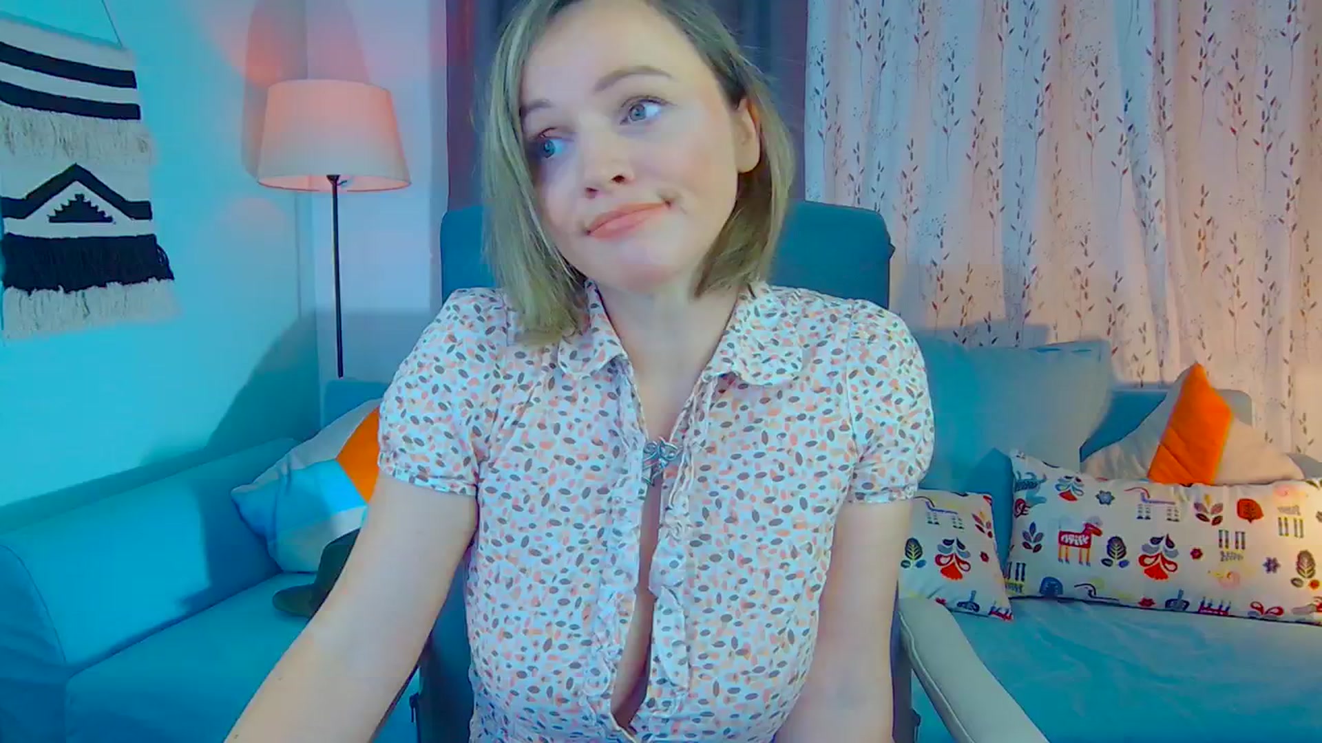 Gallery image thumbnail from SweetDazzle's myfreecams stream on, 11/27/2024, 14:32 image 20 of 20