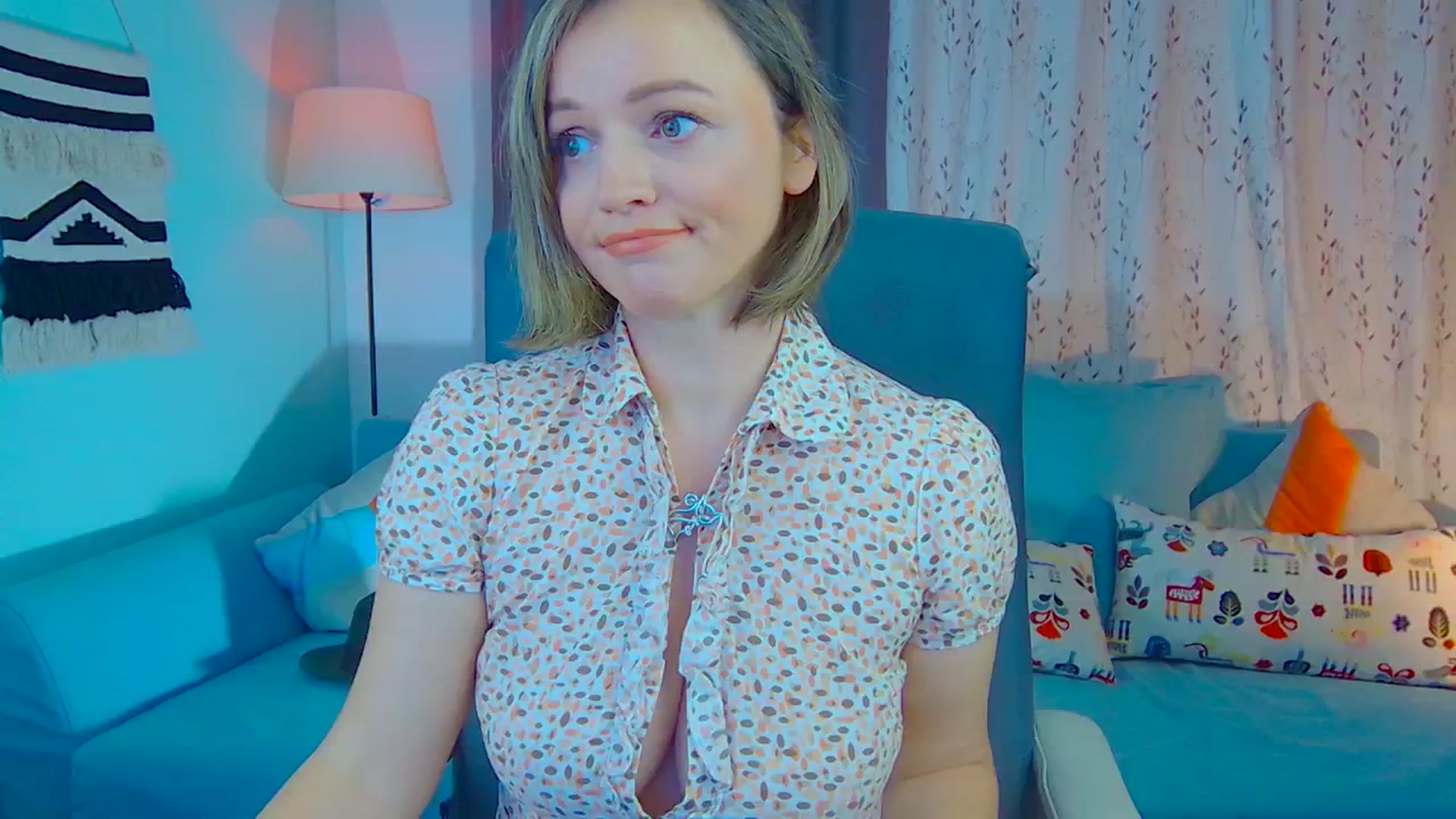 Gallery image thumbnail from SweetDazzle's myfreecams stream on, 11/27/2024, 14:32 image 7 of 20