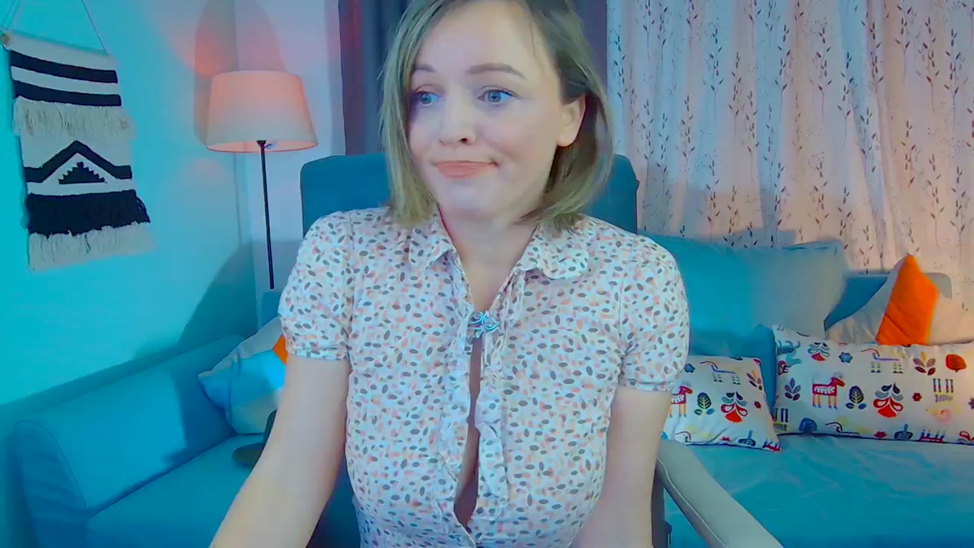 Gallery image thumbnail from SweetDazzle's myfreecams stream on, 11/27/2024, 16:35 image 9 of 20