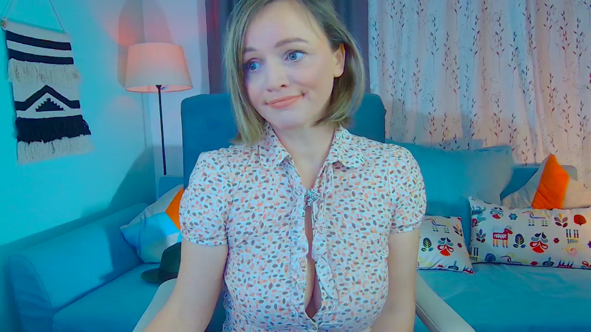Gallery image thumbnail from SweetDazzle's myfreecams stream on, 11/27/2024, 16:35 image 7 of 20