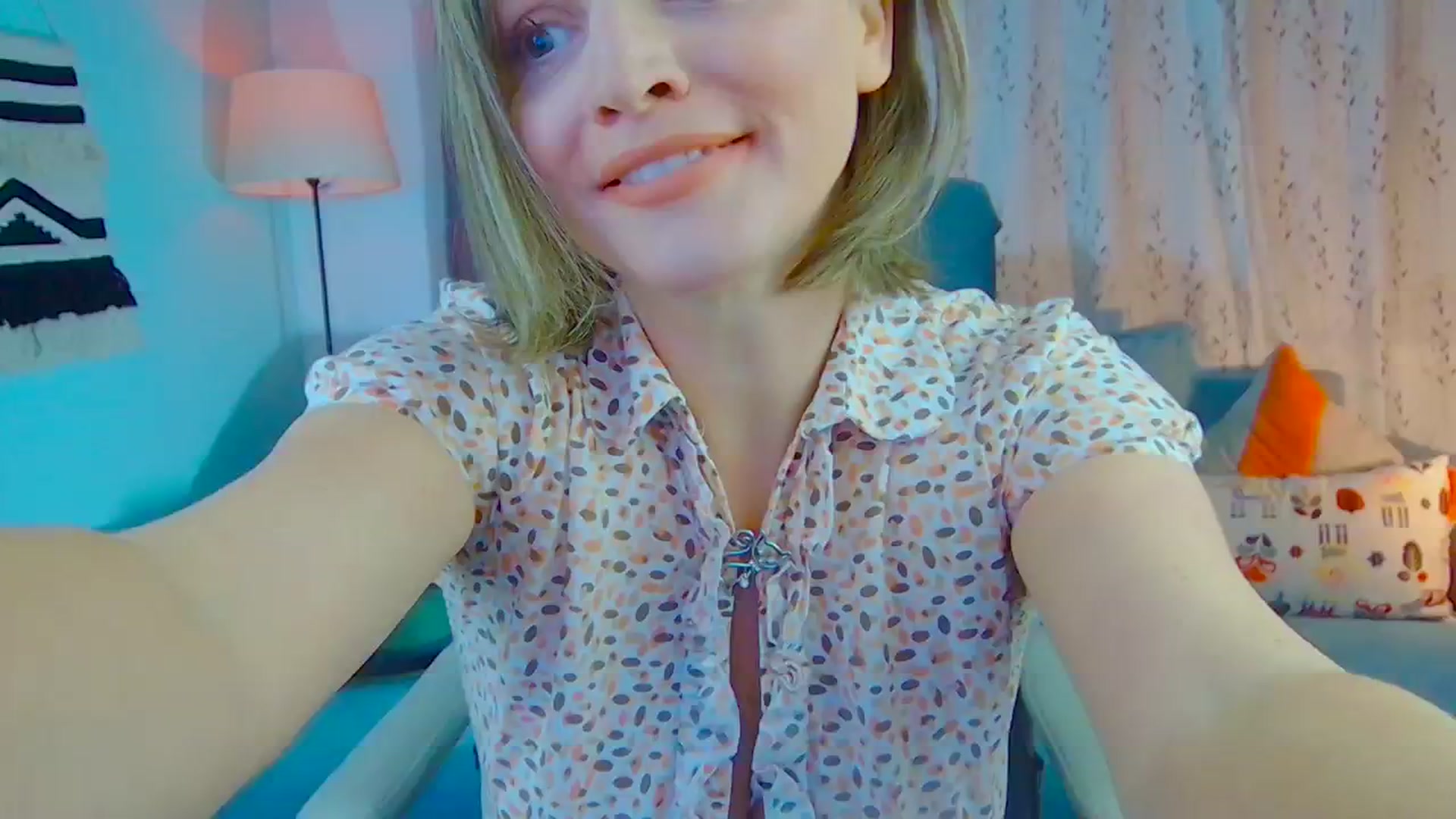 Gallery image thumbnail from SweetDazzle's myfreecams stream on, 11/27/2024, 16:35 image 20 of 20