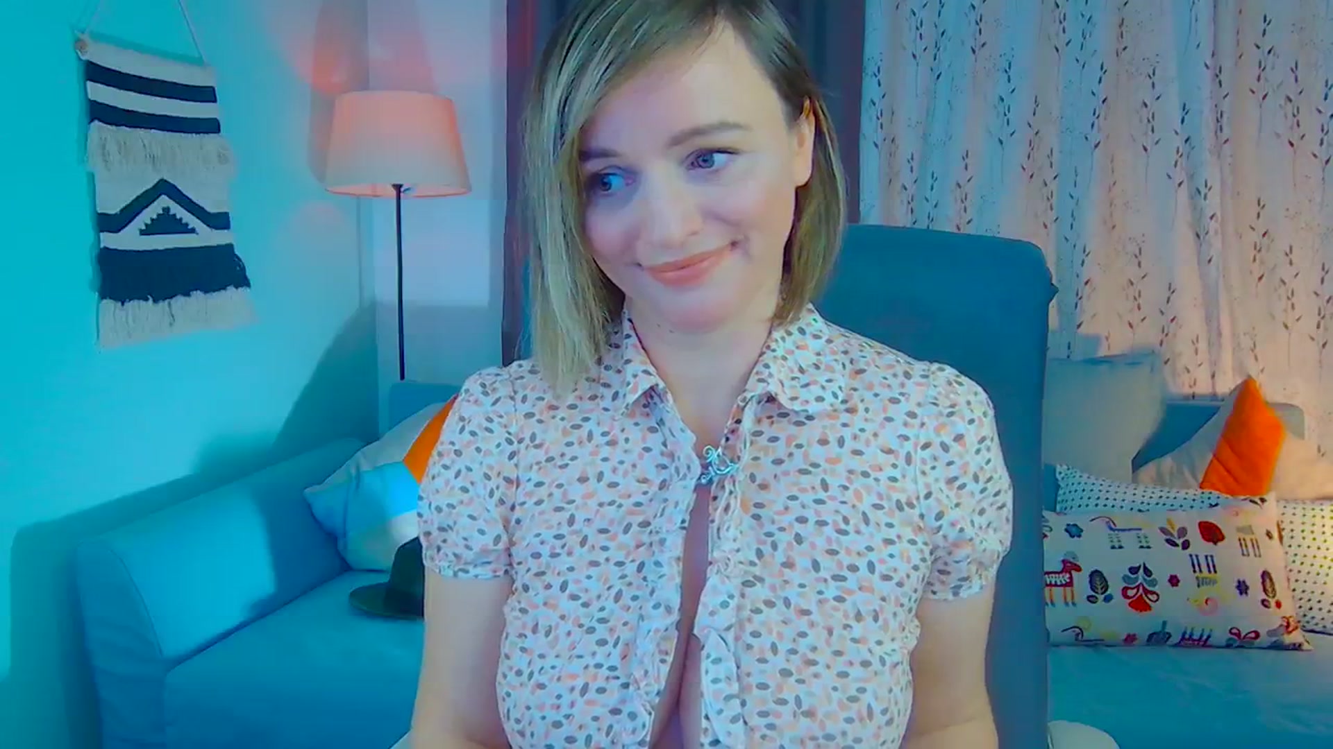 Gallery image thumbnail from SweetDazzle's myfreecams stream on, 11/29/2024, 24:03 image 8 of 20