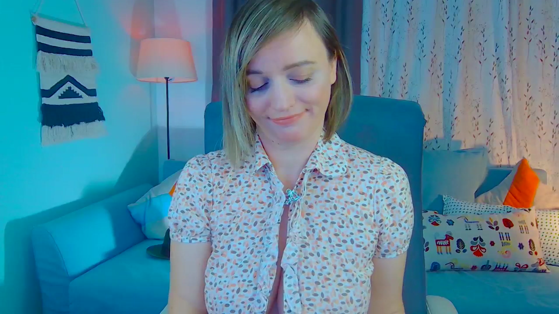 Gallery image thumbnail from SweetDazzle's myfreecams stream on, 11/29/2024, 24:03 image 9 of 20