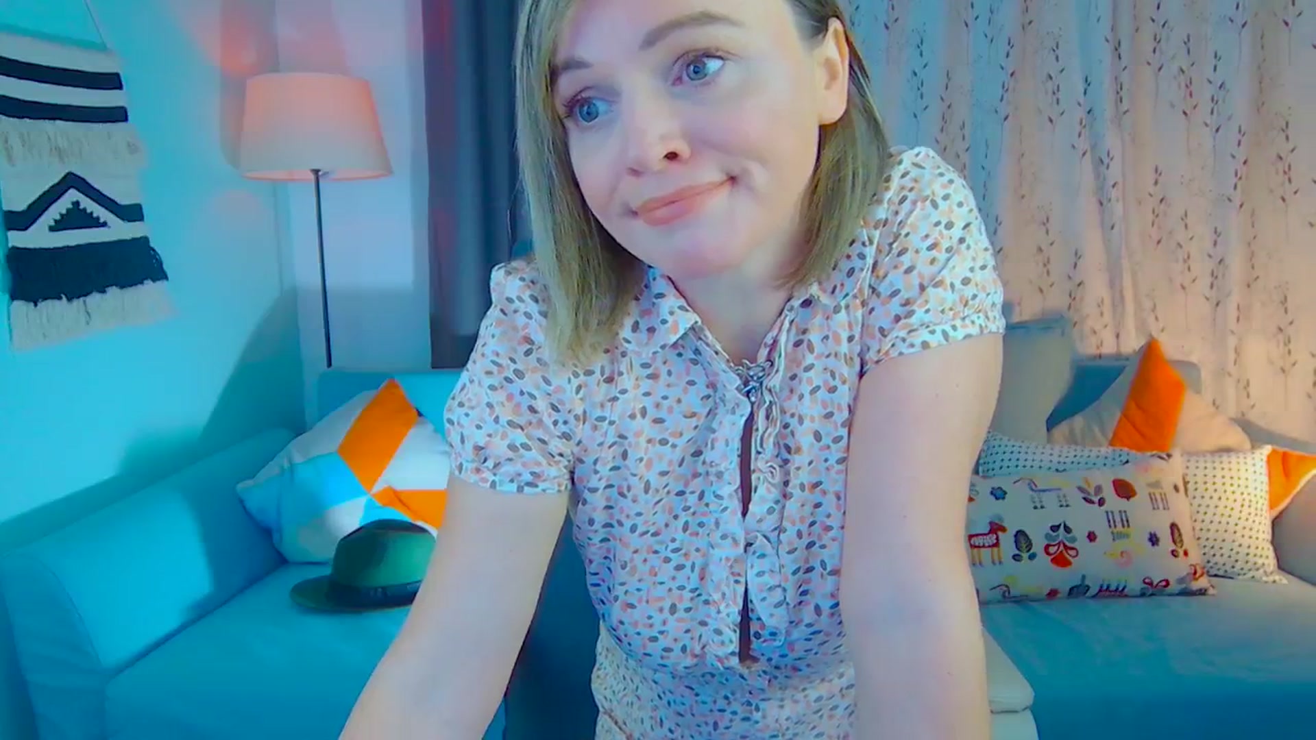Gallery image thumbnail from SweetDazzle's myfreecams stream on, 11/29/2024, 24:03 image 20 of 20