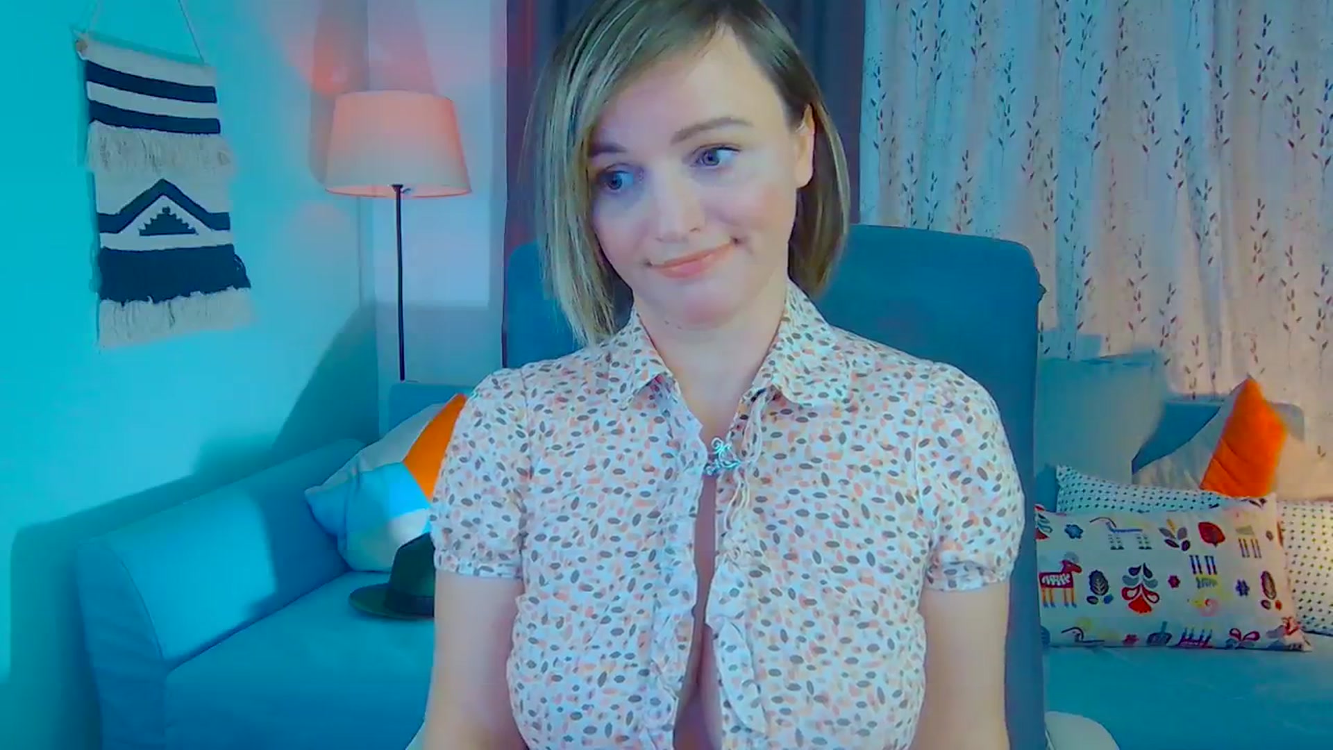Gallery image thumbnail from SweetDazzle's myfreecams stream on, 11/29/2024, 24:03 image 4 of 20