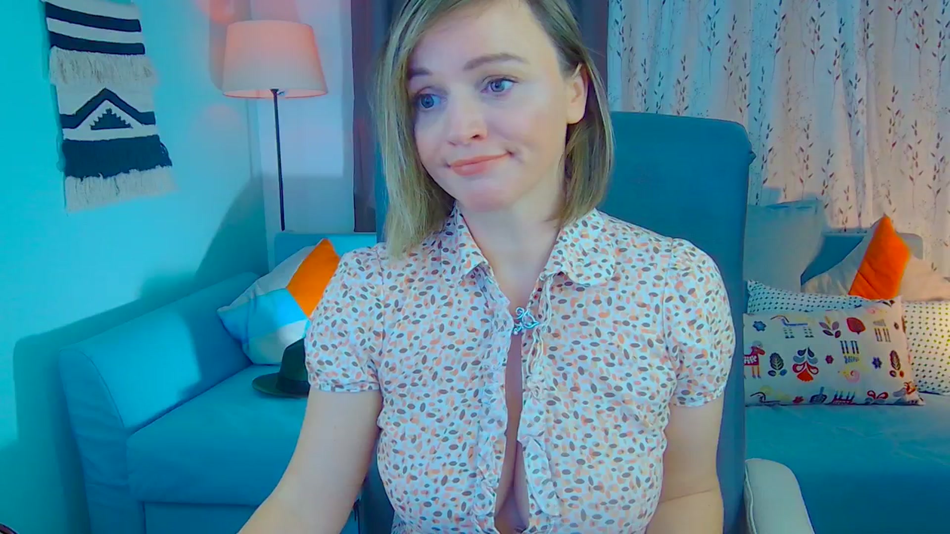Gallery image thumbnail from SweetDazzle's myfreecams stream on, 11/29/2024, 24:03 image 14 of 20