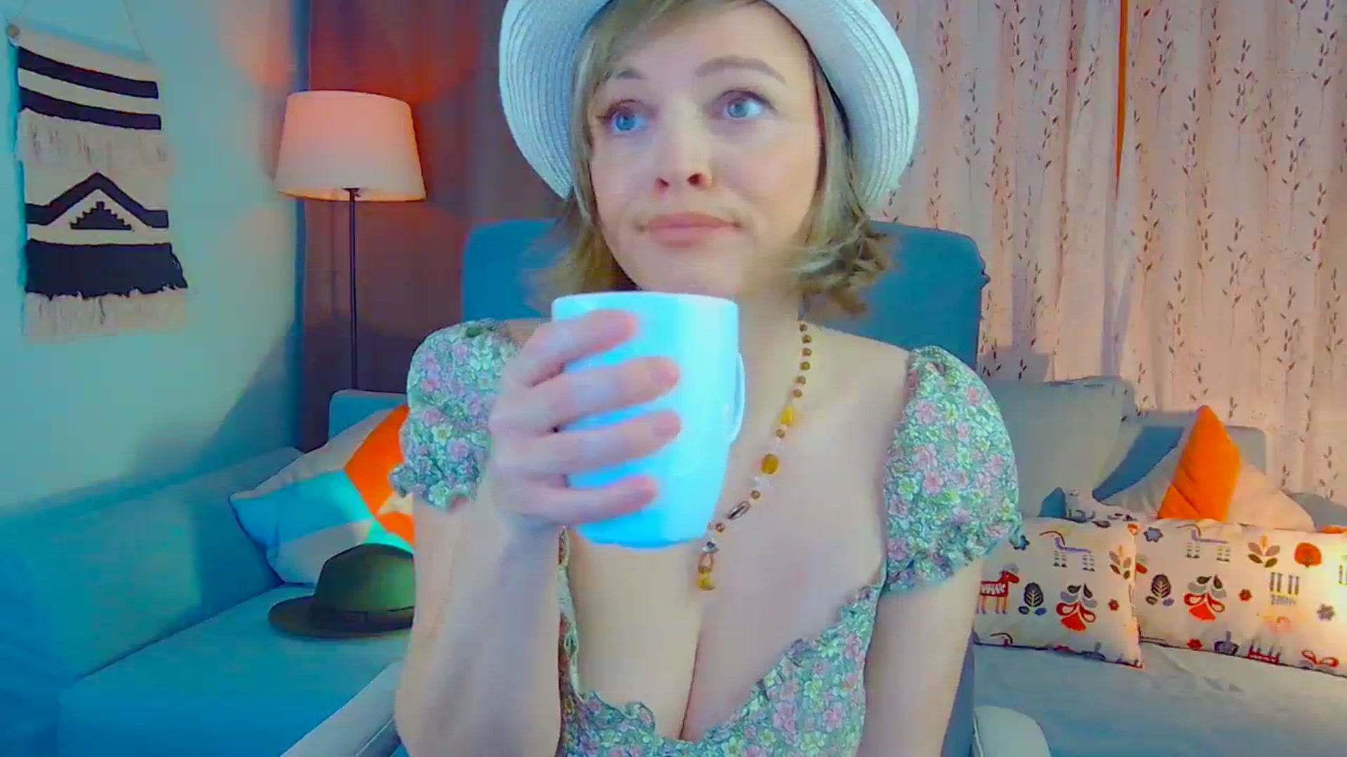 Gallery image thumbnail from SweetDazzle's myfreecams stream on, 12/09/2024, 09:48 image 15 of 20