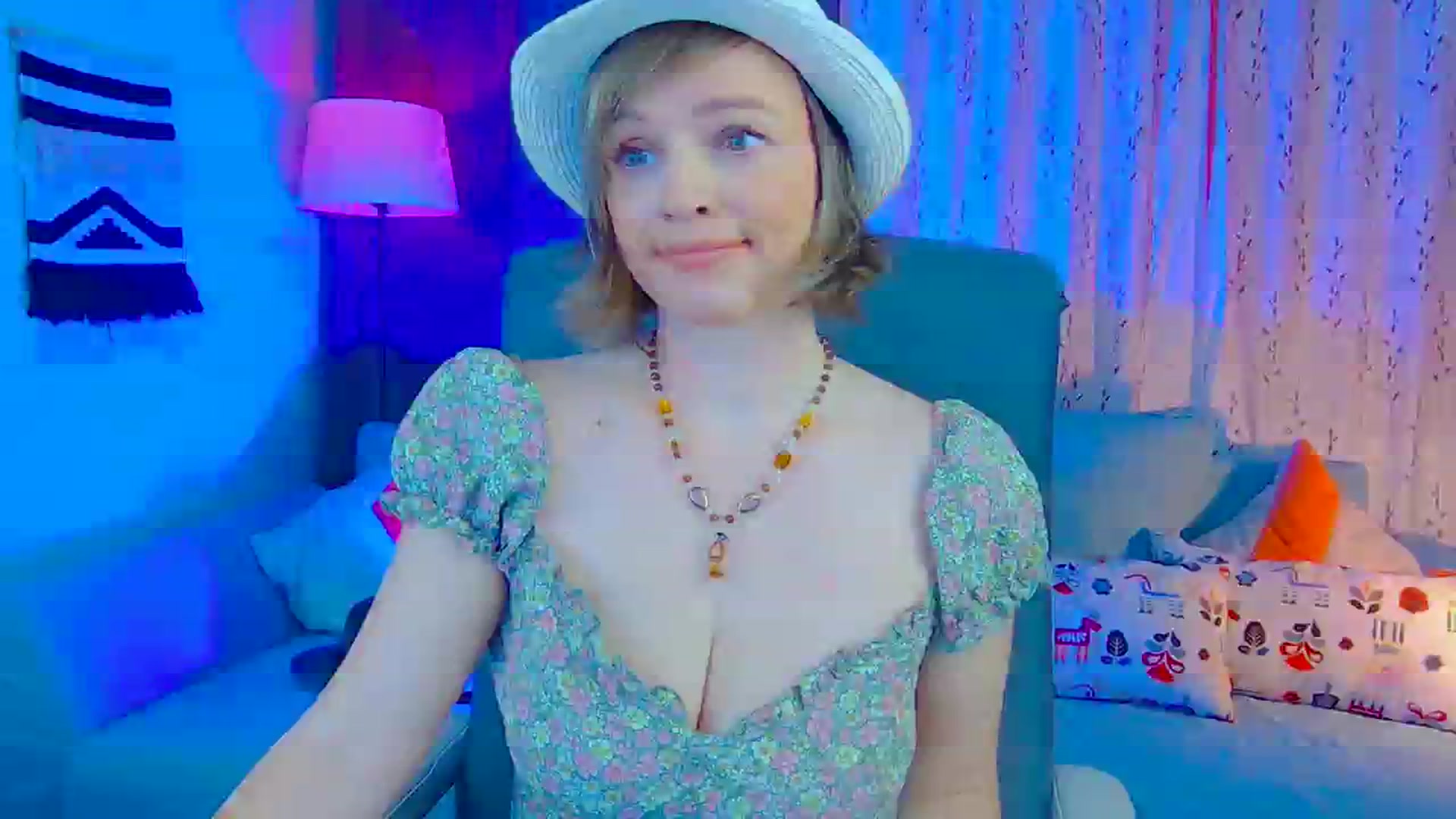 Gallery image thumbnail from SweetDazzle's myfreecams stream on, 12/09/2024, 09:48 image 11 of 20