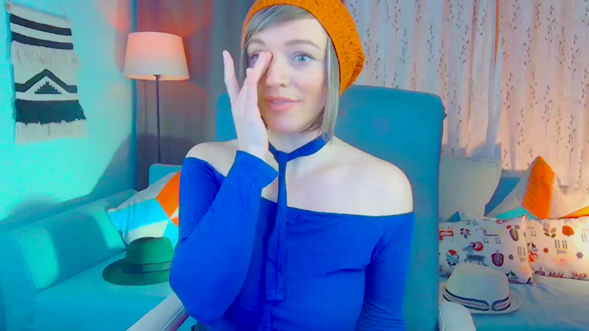 Gallery image thumbnail from SweetDazzle's myfreecams stream on, 12/10/2024, 12:32 image 8 of 20