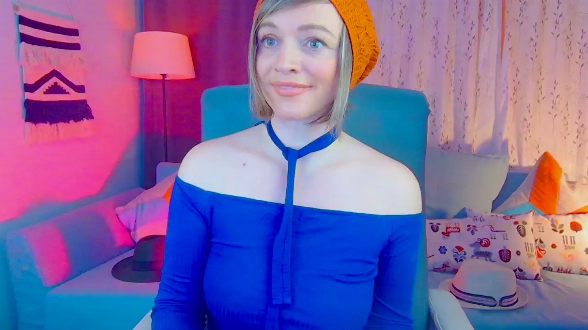 Gallery image thumbnail from SweetDazzle's myfreecams stream on, 12/10/2024, 12:32 image 4 of 20