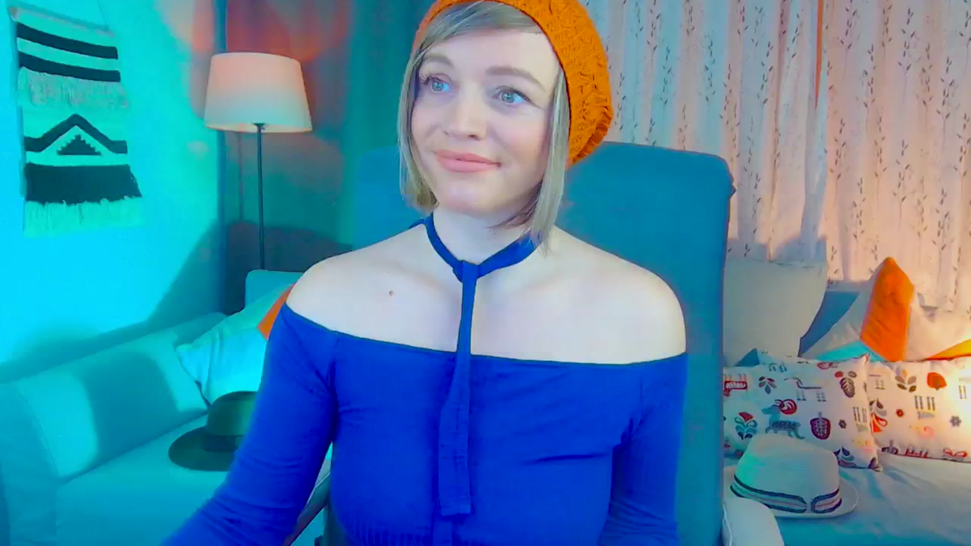 Gallery image thumbnail from SweetDazzle's myfreecams stream on, 12/10/2024, 12:32 image 10 of 20