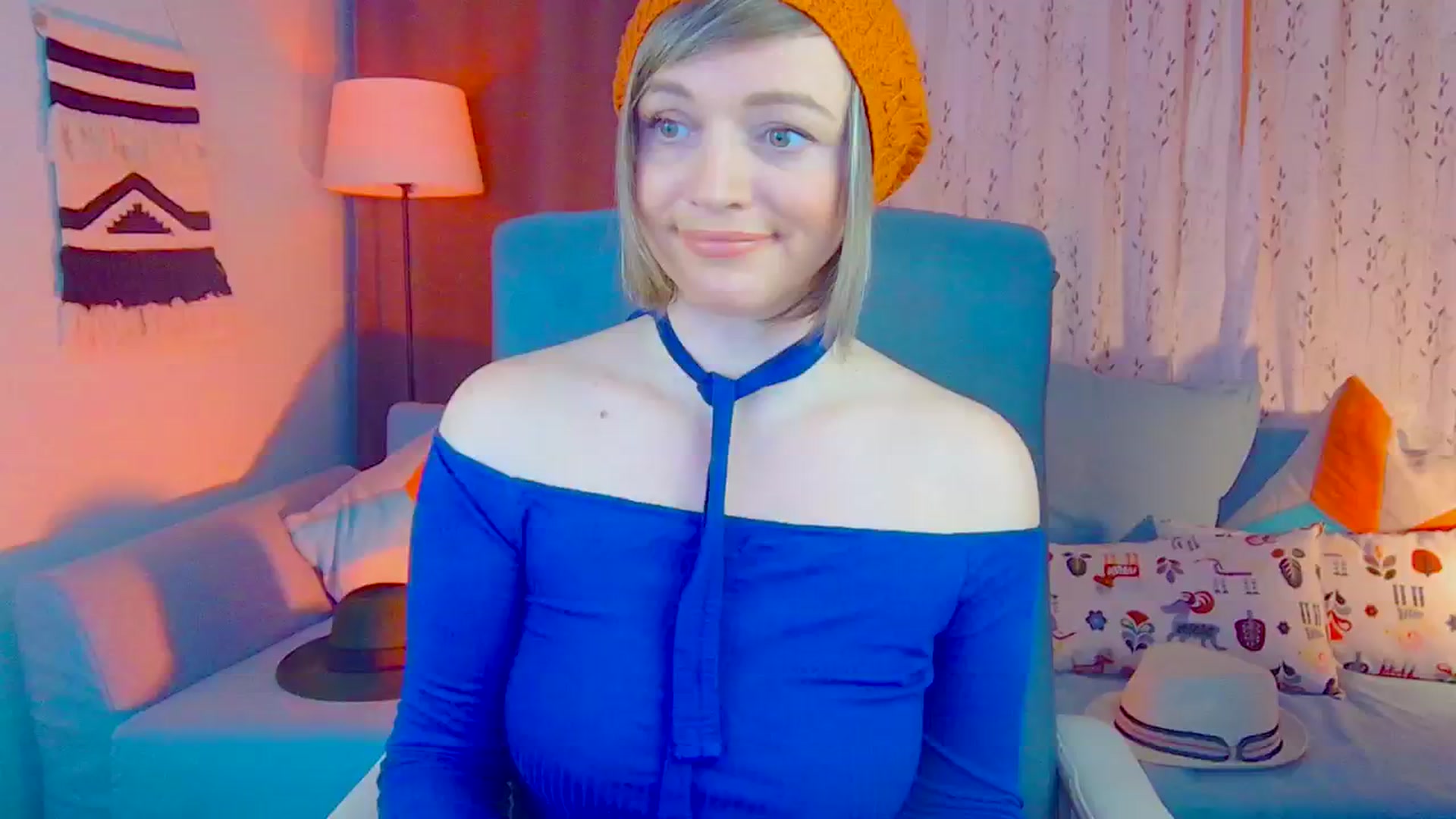 Gallery image thumbnail from SweetDazzle's myfreecams stream on, 12/10/2024, 12:32 image 5 of 20
