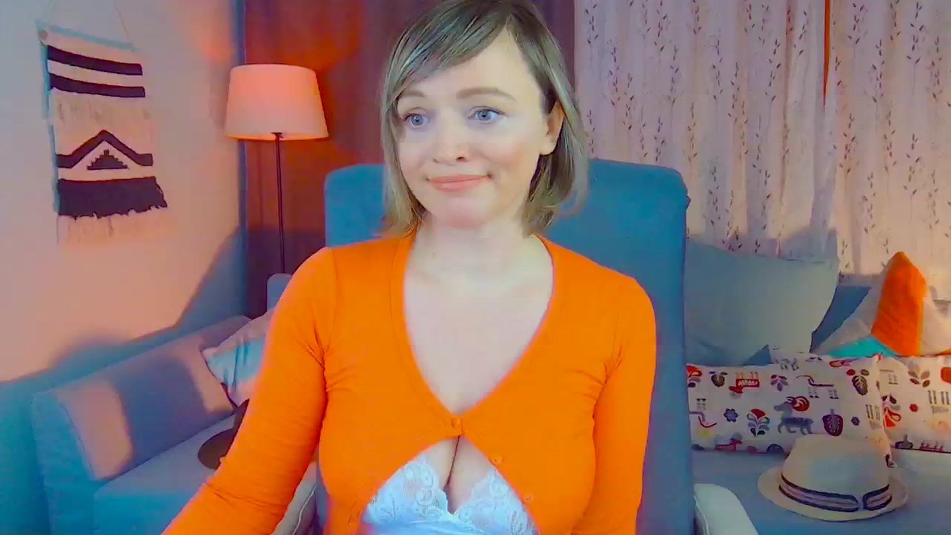Gallery image thumbnail from SweetDazzle's myfreecams stream on, 12/10/2024, 19:56 image 1 of 20