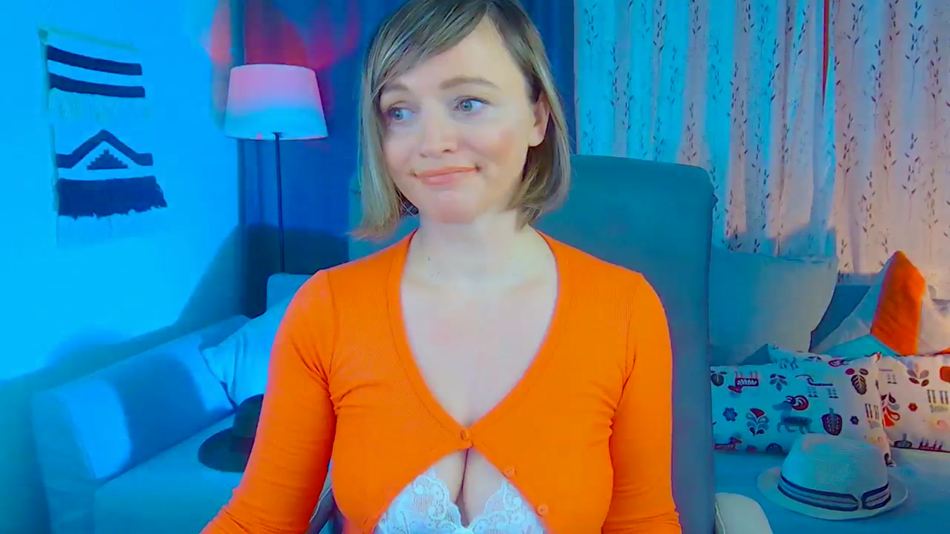 Gallery image thumbnail from SweetDazzle's myfreecams stream on, 12/10/2024, 19:56 image 6 of 20