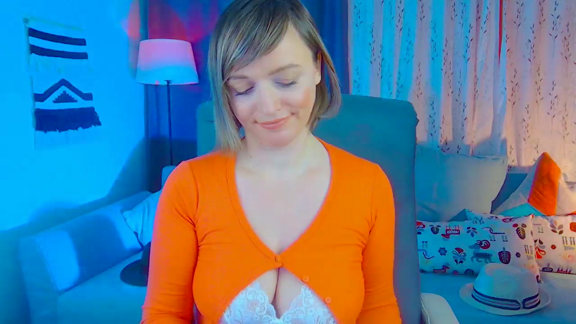Gallery image thumbnail from SweetDazzle's myfreecams stream on, 12/10/2024, 19:56 image 20 of 20