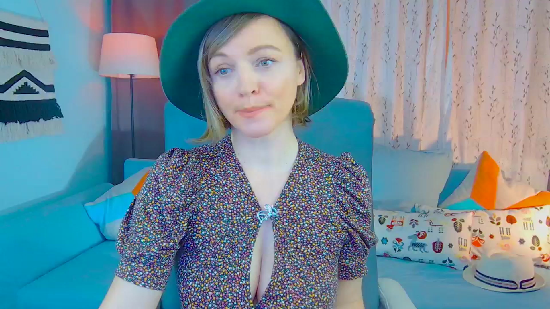 Gallery image thumbnail from SweetDazzle's myfreecams stream on, 12/12/2024, 13:48 image 4 of 20