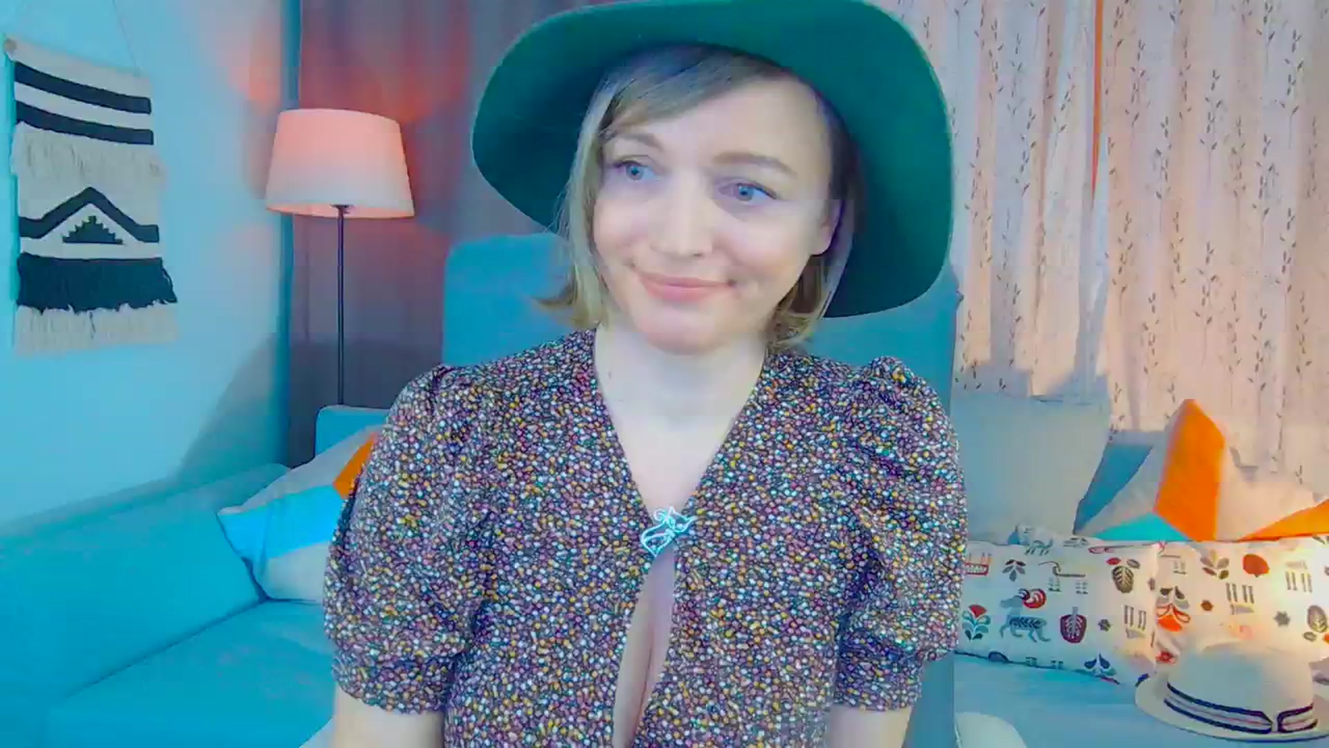 Gallery image thumbnail from SweetDazzle's myfreecams stream on, 12/12/2024, 13:48 image 18 of 20