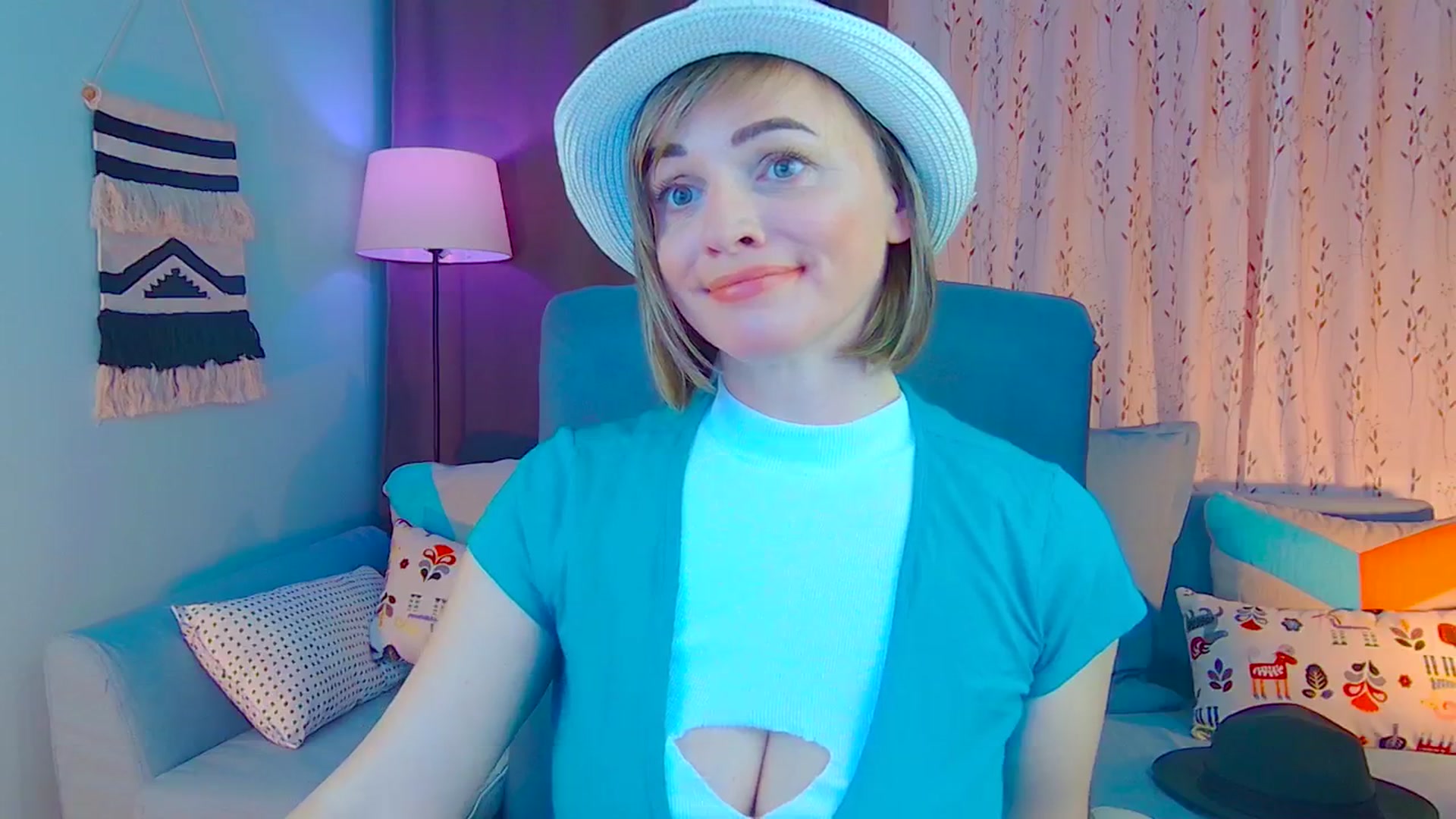 Gallery image thumbnail from SweetDazzle's myfreecams stream on, 12/17/2024, 15:20 image 20 of 20