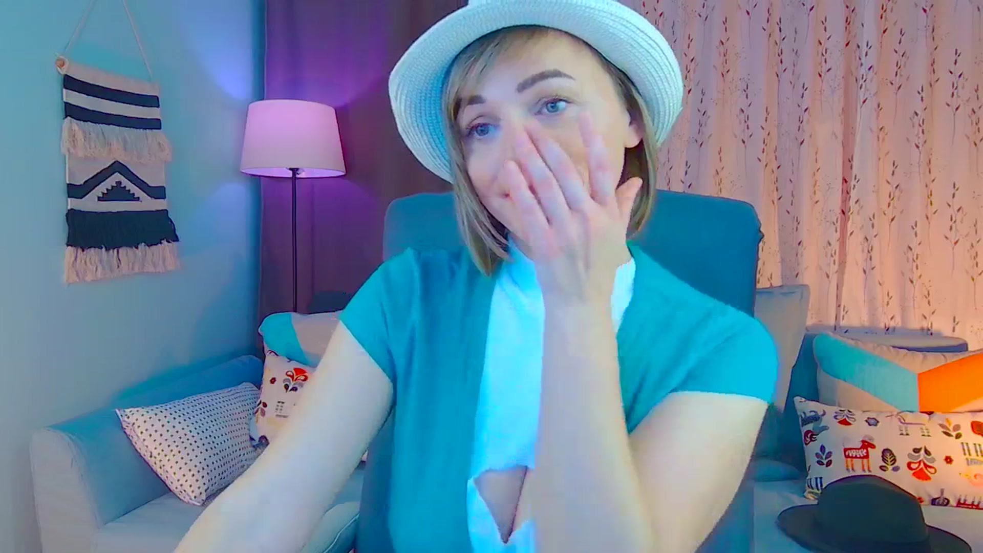 Gallery image thumbnail from SweetDazzle's myfreecams stream on, 12/17/2024, 15:20 image 15 of 20