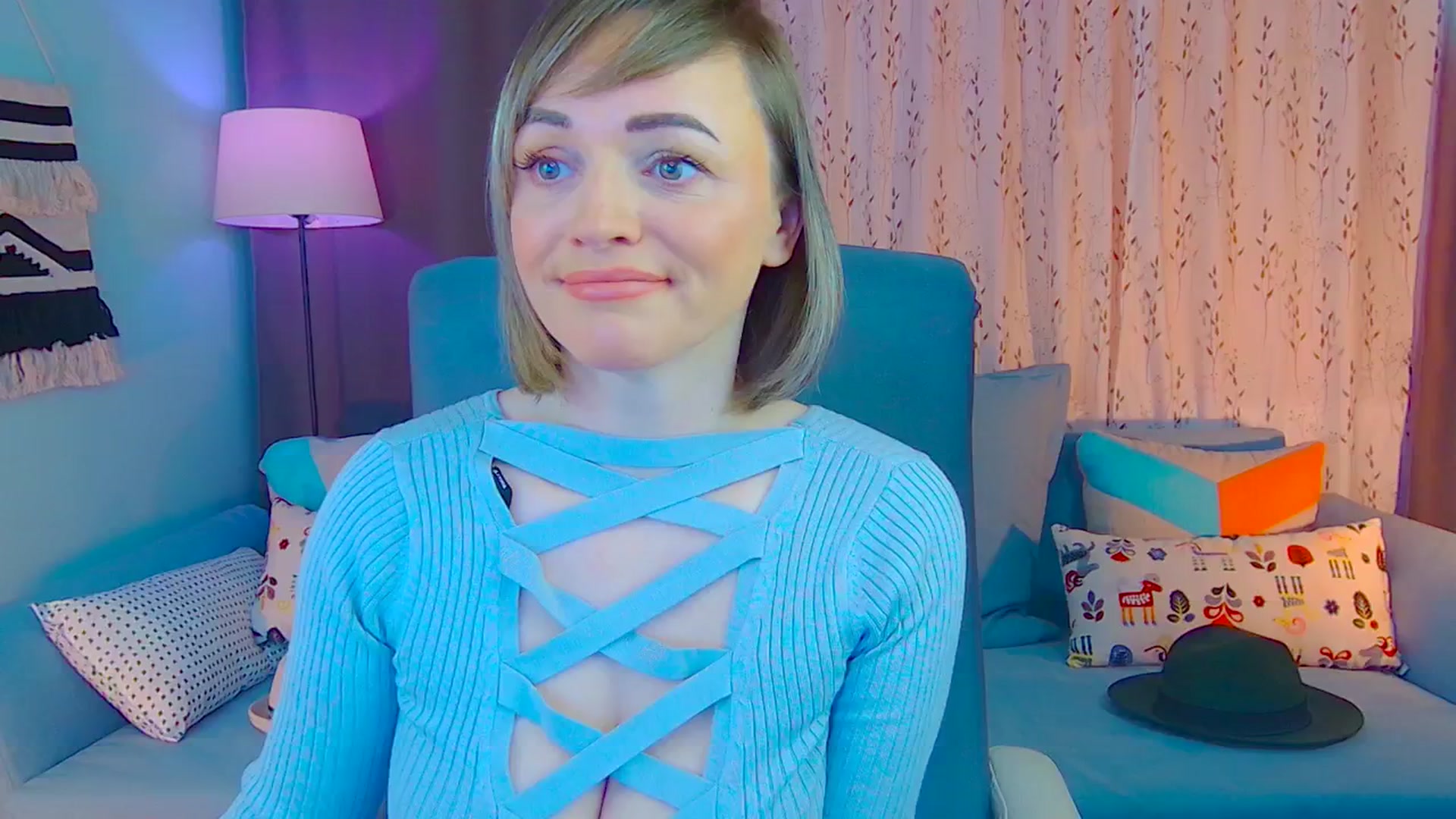 Gallery image thumbnail from SweetDazzle's myfreecams stream on, 12/19/2024, 11:31 image 5 of 20