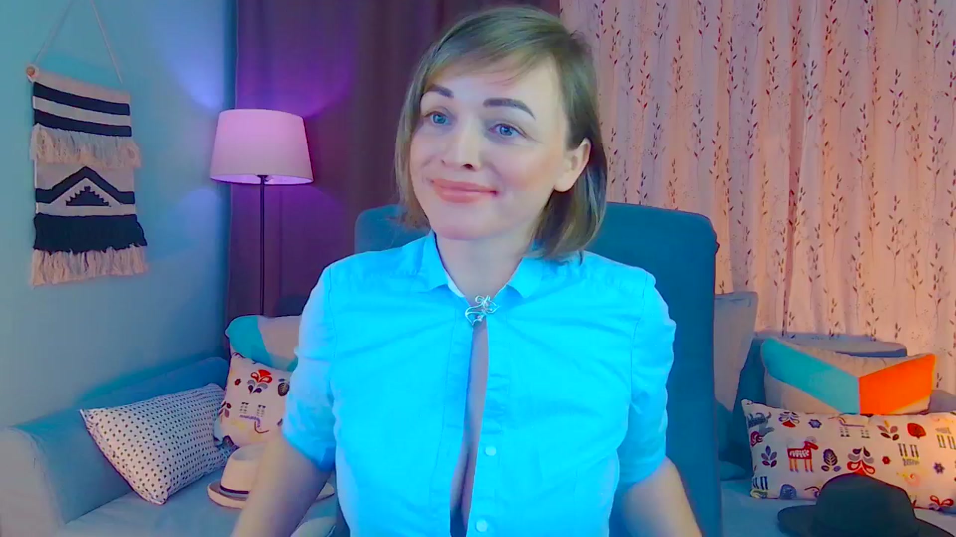 Gallery image thumbnail from SweetDazzle's myfreecams stream on, 12/20/2024, 16:09 image 15 of 20