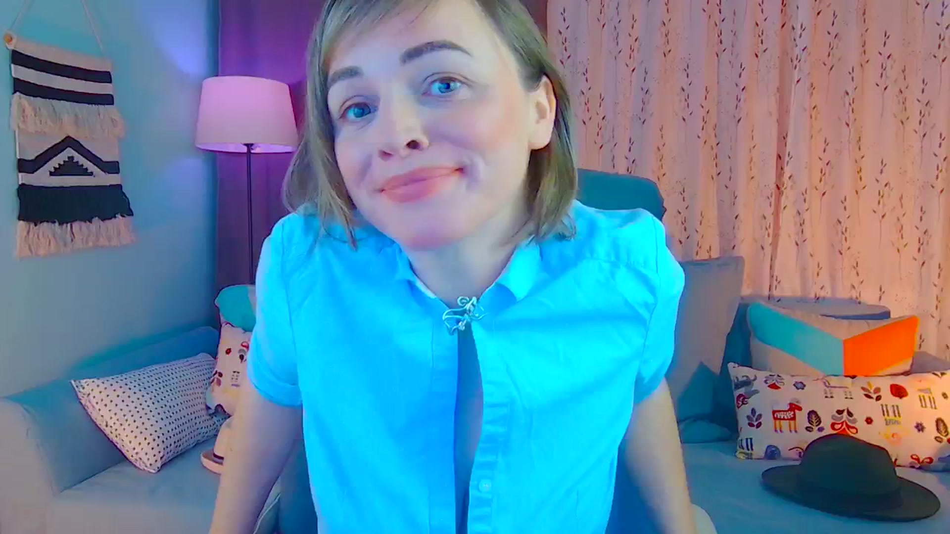 Gallery image thumbnail from SweetDazzle's myfreecams stream on, 12/20/2024, 16:09 image 6 of 20