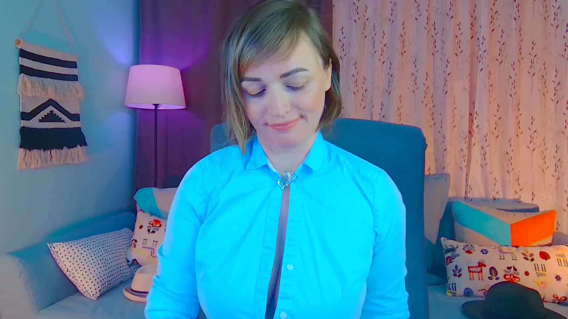Gallery image thumbnail from SweetDazzle's myfreecams stream on, 12/20/2024, 16:09 image 12 of 20