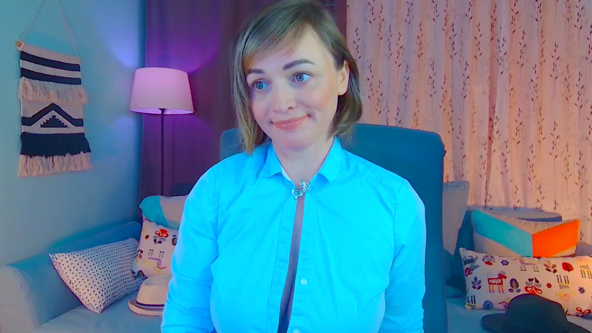 Gallery image thumbnail from SweetDazzle's myfreecams stream on, 12/20/2024, 16:09 image 13 of 20