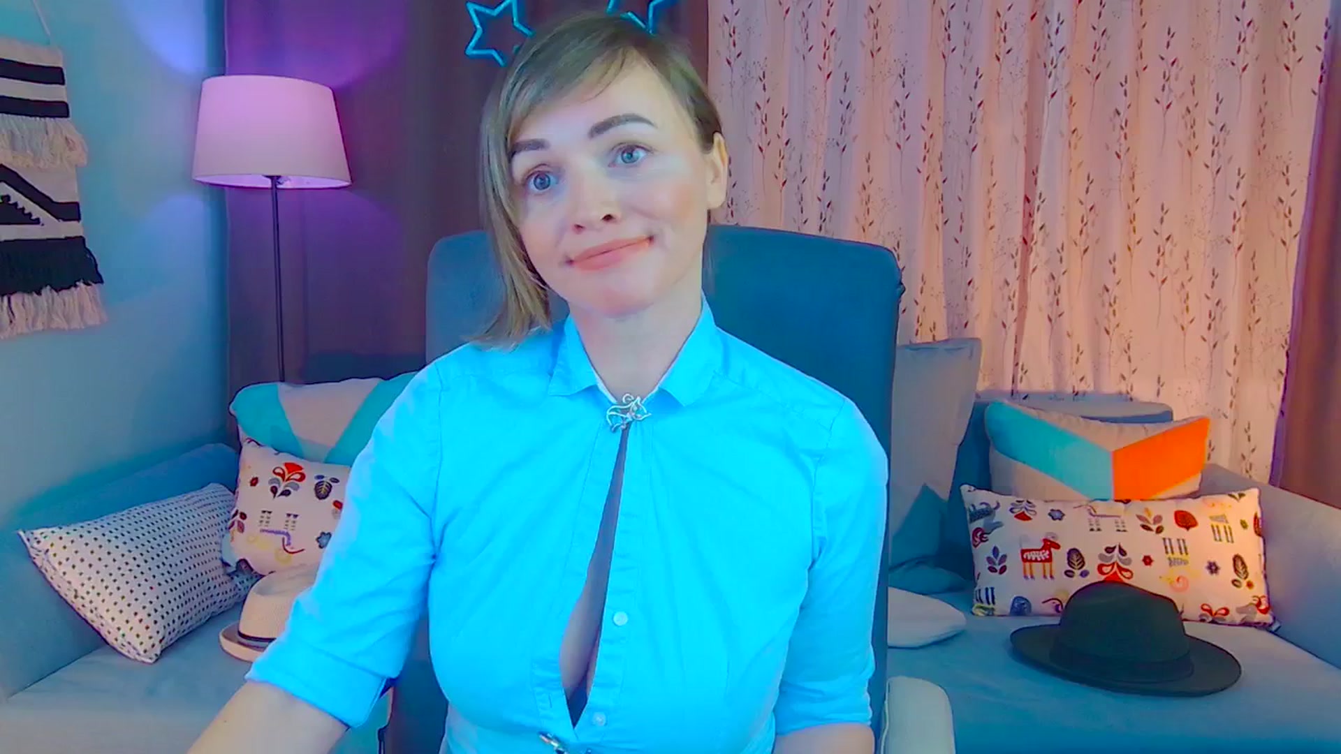 Gallery image thumbnail from SweetDazzle's myfreecams stream on, 12/20/2024, 17:10 image 20 of 20