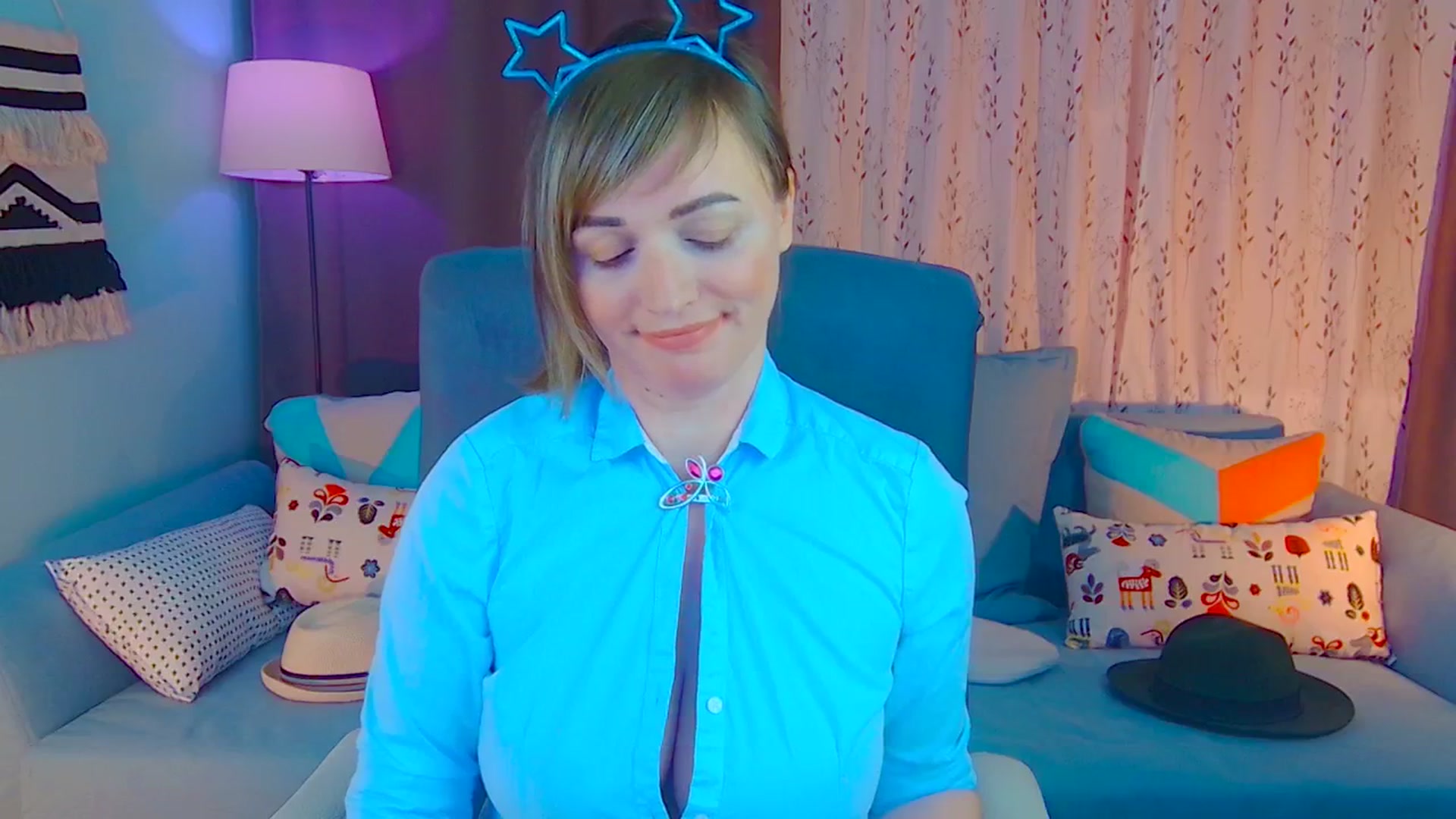 Gallery image thumbnail from SweetDazzle's myfreecams stream on, 12/20/2024, 18:45 image 8 of 20
