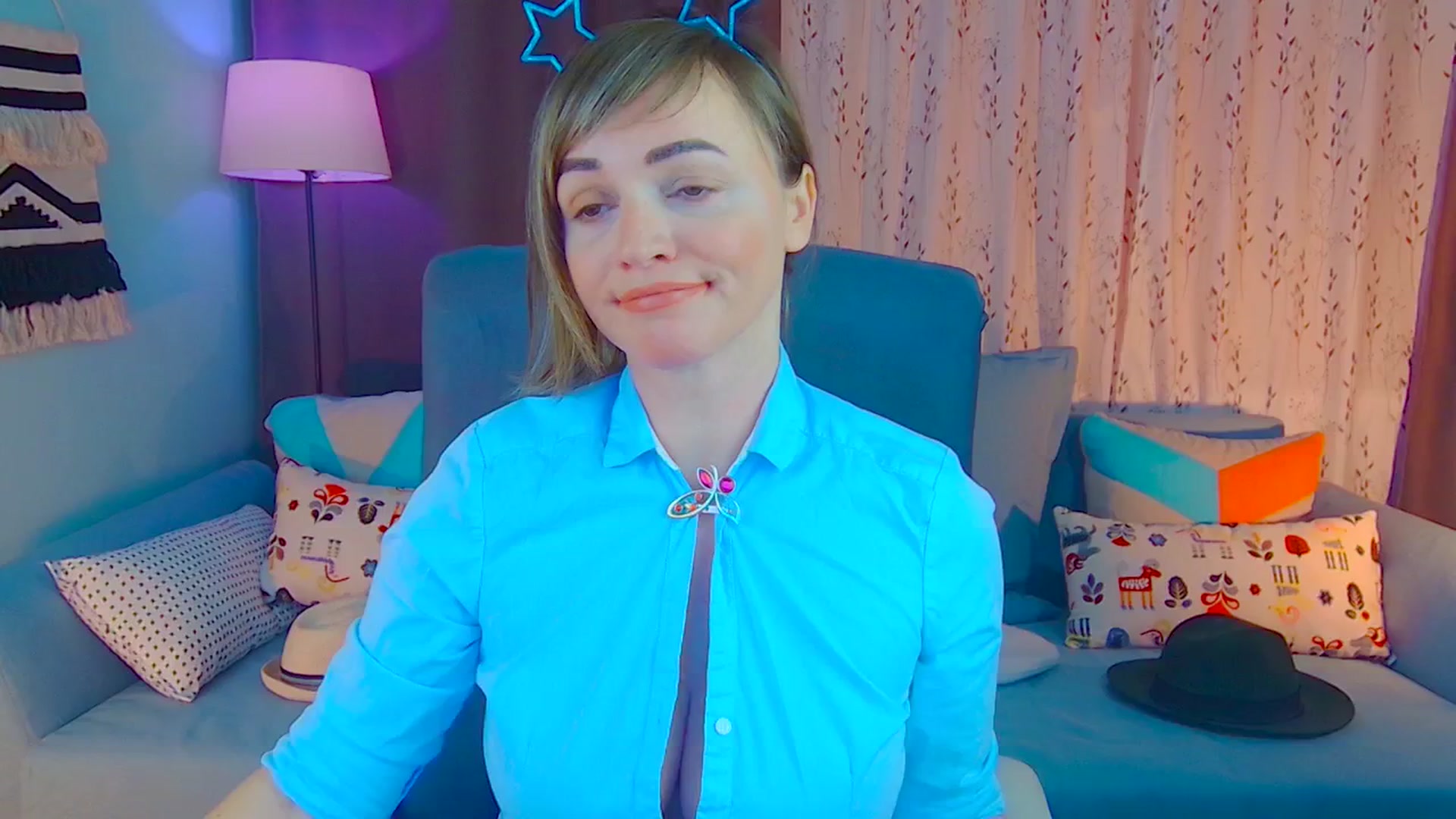 Gallery image thumbnail from SweetDazzle's myfreecams stream on, 12/20/2024, 18:45 image 1 of 20