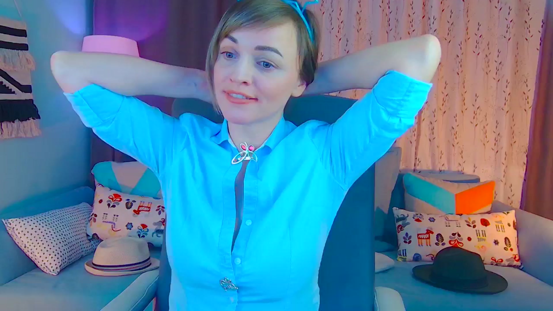 Gallery image thumbnail from SweetDazzle's myfreecams stream on, 12/20/2024, 21:11 image 11 of 20