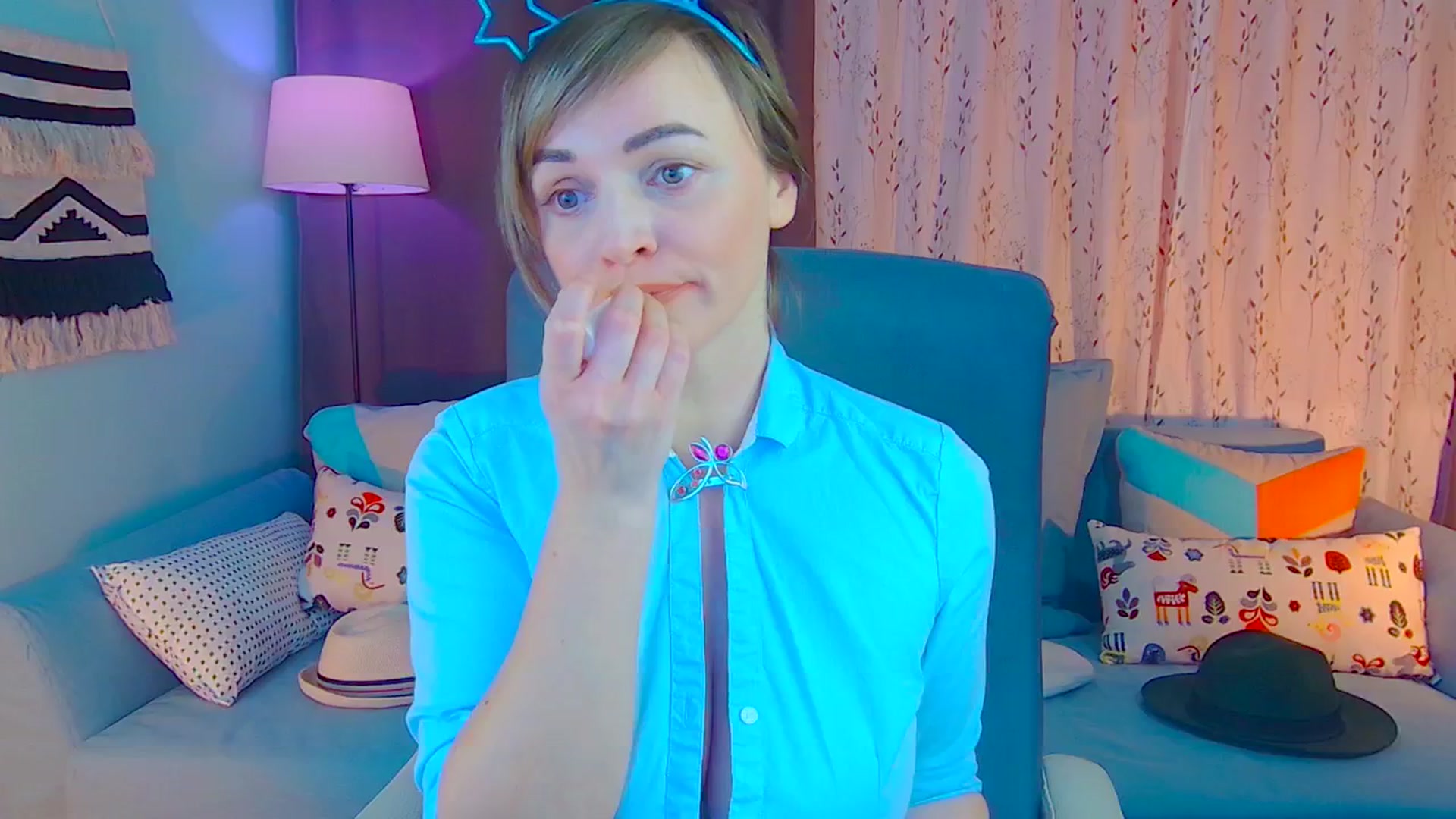 Gallery image thumbnail from SweetDazzle's myfreecams stream on, 12/20/2024, 21:11 image 2 of 20