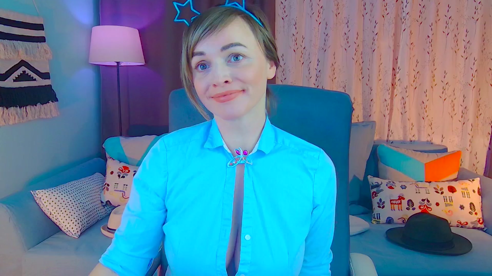 Gallery image thumbnail from SweetDazzle's myfreecams stream on, 12/20/2024, 21:11 image 5 of 20