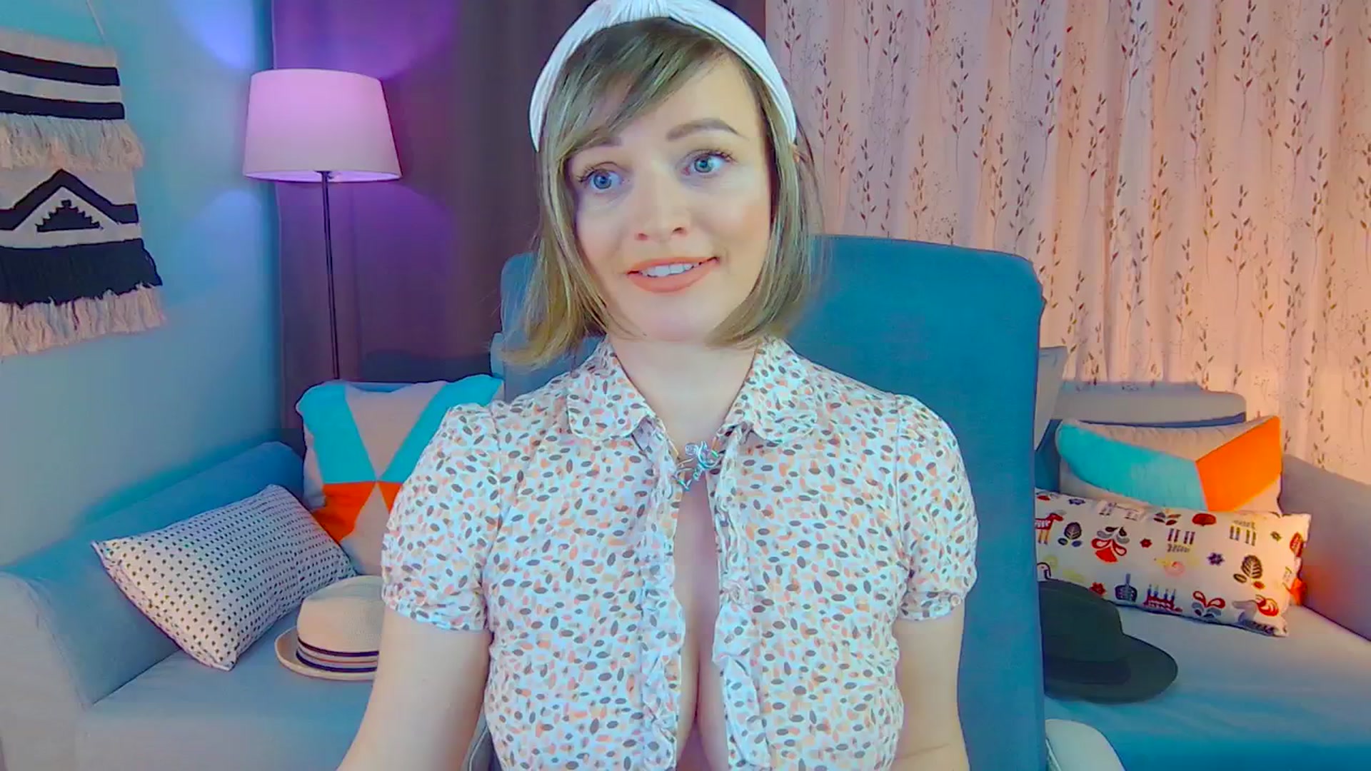 Gallery image thumbnail from SweetDazzle's myfreecams stream on, 01/06/2025, 14:14 image 18 of 20