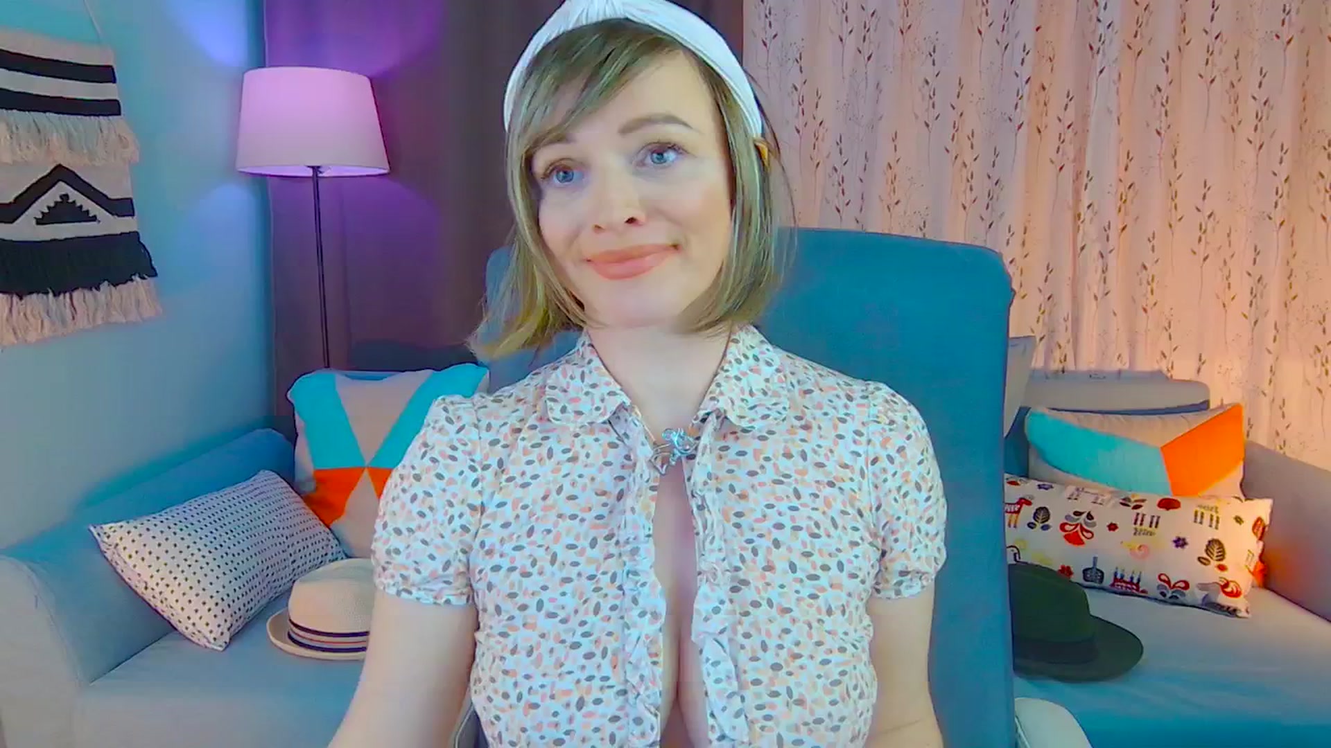 Gallery image thumbnail from SweetDazzle's myfreecams stream on, 01/06/2025, 14:14 image 19 of 20