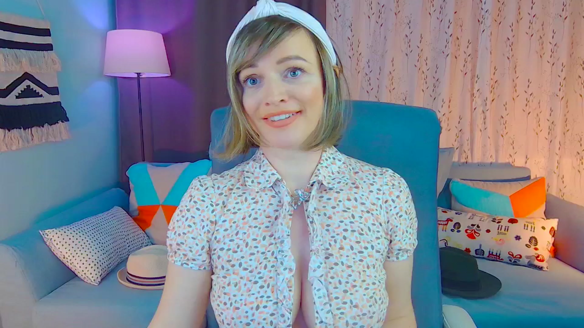 Gallery image thumbnail from SweetDazzle's myfreecams stream on, 01/06/2025, 14:14 image 16 of 20