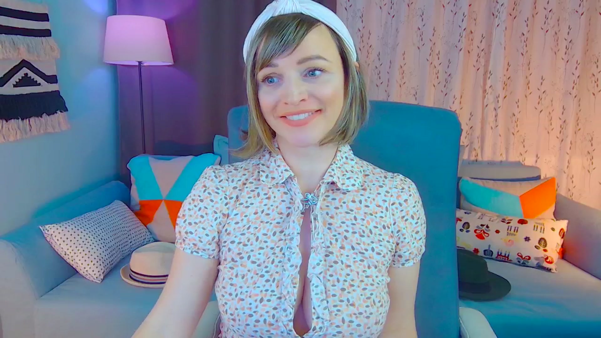 Gallery image thumbnail from SweetDazzle's myfreecams stream on, 01/06/2025, 17:38 image 15 of 20