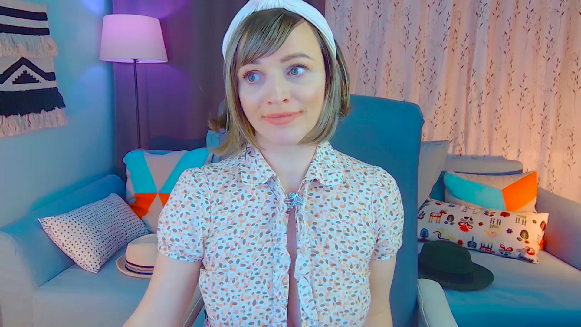 Gallery image thumbnail from SweetDazzle's myfreecams stream on, 01/06/2025, 17:38 image 14 of 20