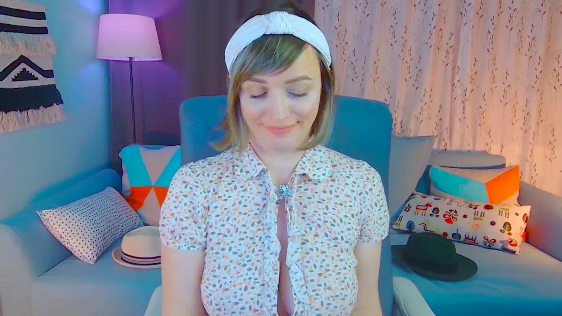 Gallery image thumbnail from SweetDazzle's myfreecams stream on, 01/06/2025, 17:38 image 12 of 20