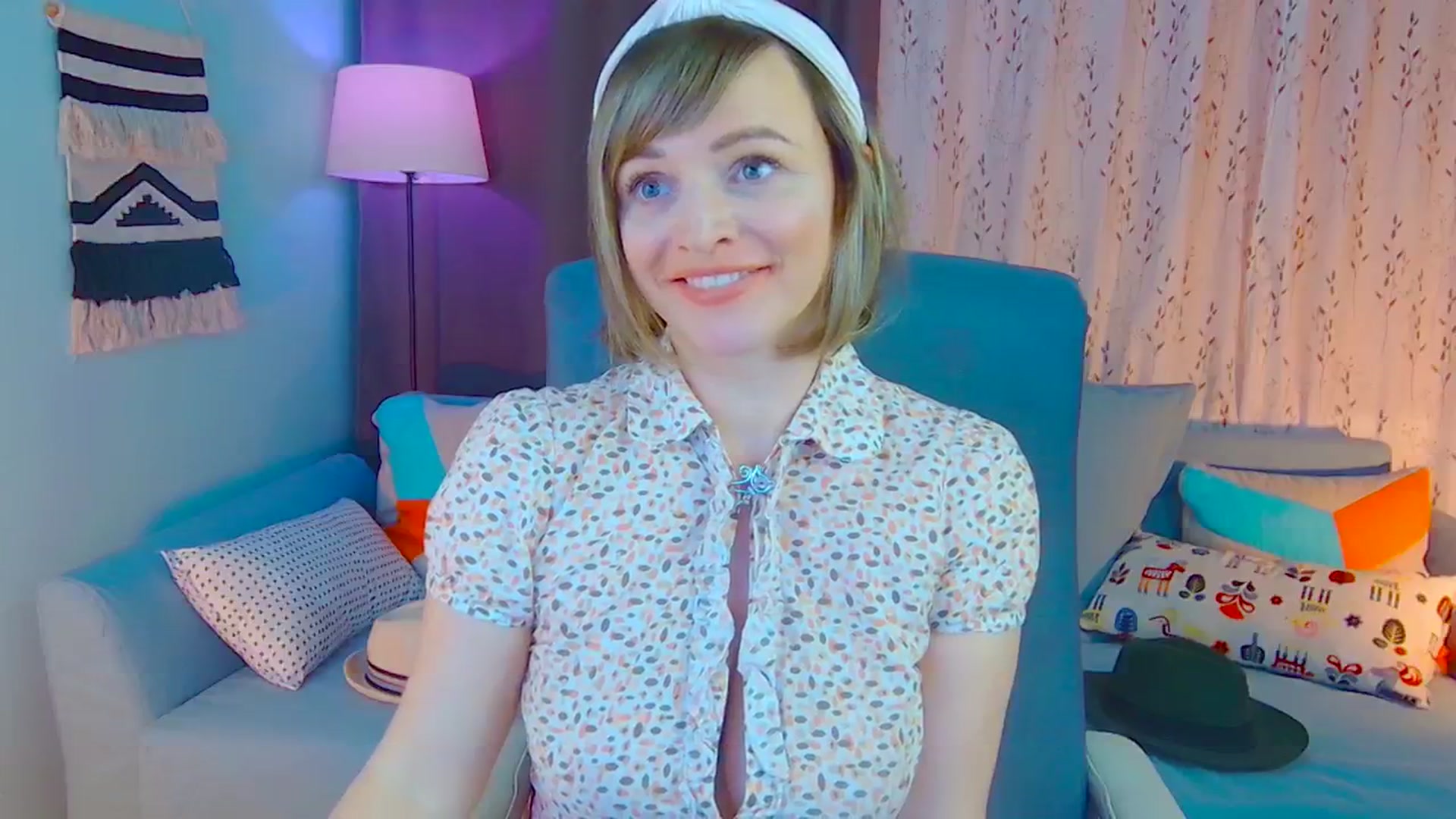 Gallery image thumbnail from SweetDazzle's myfreecams stream on, 01/06/2025, 17:38 image 19 of 20