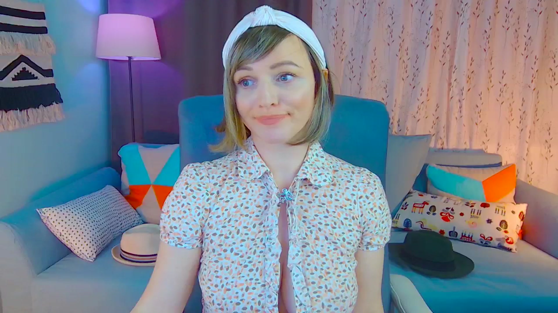 Gallery image thumbnail from SweetDazzle's myfreecams stream on, 01/06/2025, 17:38 image 13 of 20