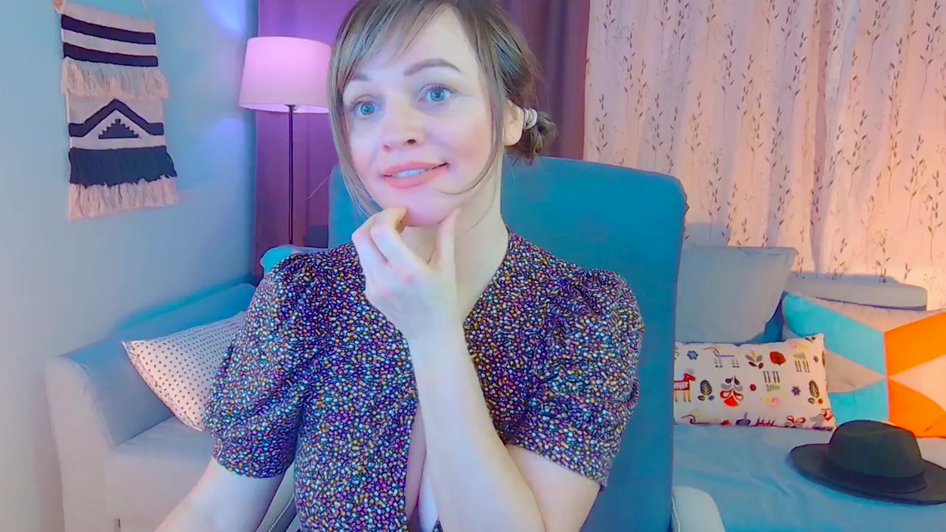 Gallery image thumbnail from SweetDazzle's myfreecams stream on, 01/14/2025, 01:46 image 4 of 20