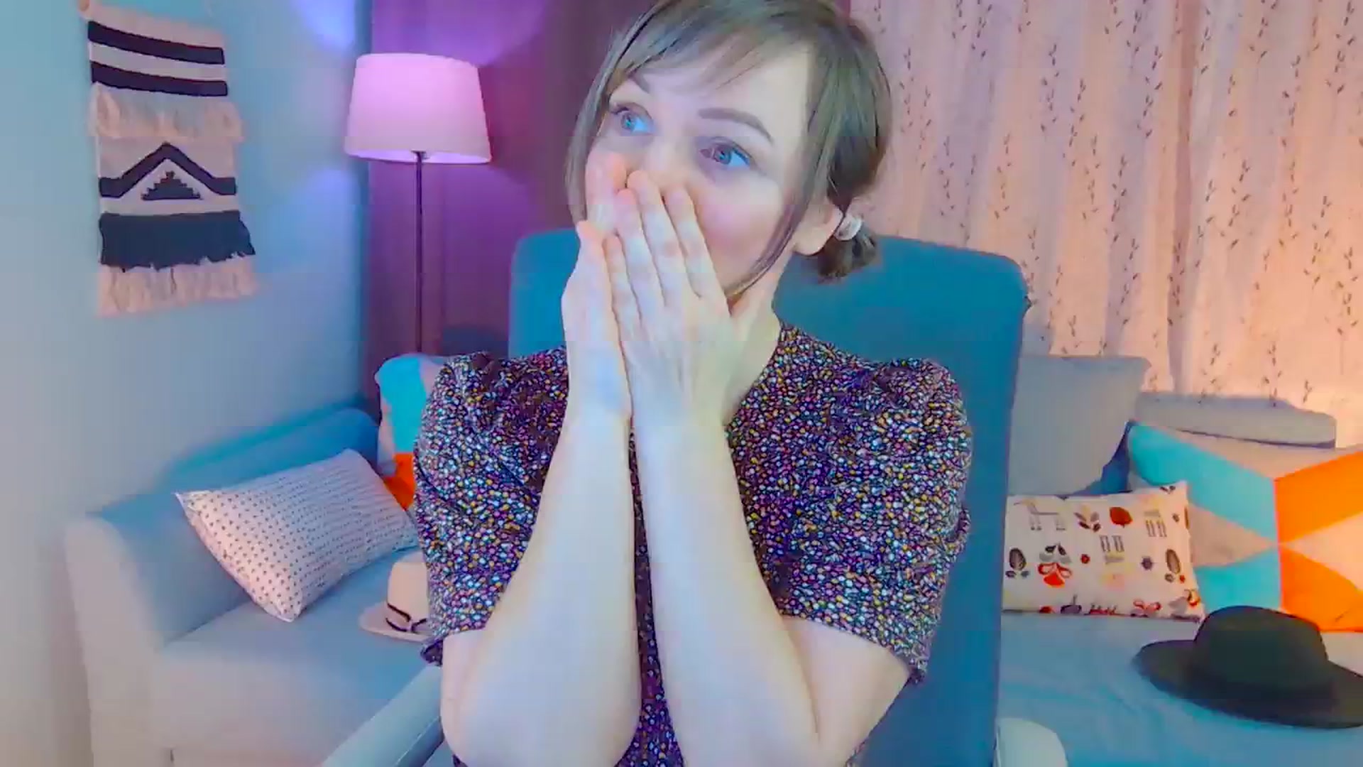 Gallery image thumbnail from SweetDazzle's myfreecams stream on, 01/14/2025, 01:46 image 18 of 20