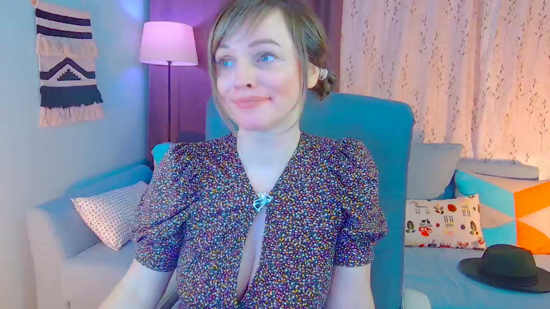 Gallery image thumbnail from SweetDazzle's myfreecams stream on, 01/14/2025, 01:46 image 14 of 20